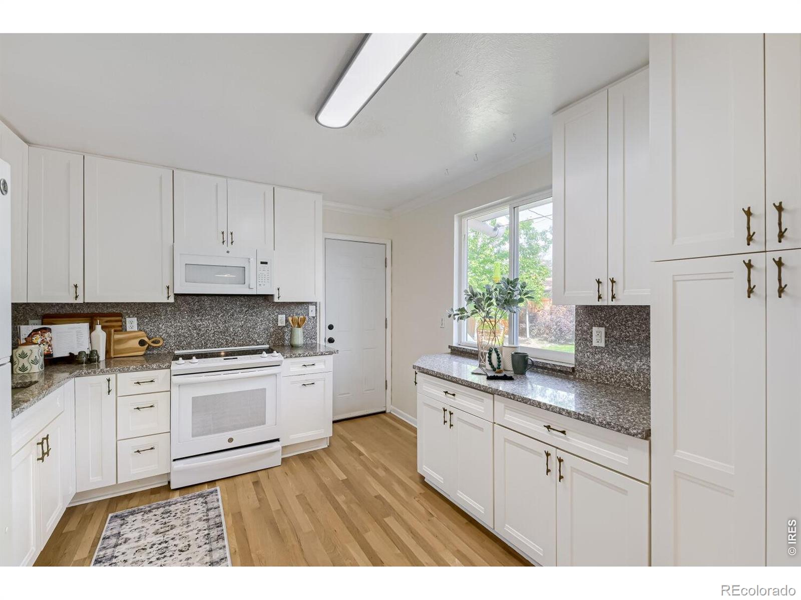 MLS Image #6 for 1069  berea drive,boulder, Colorado