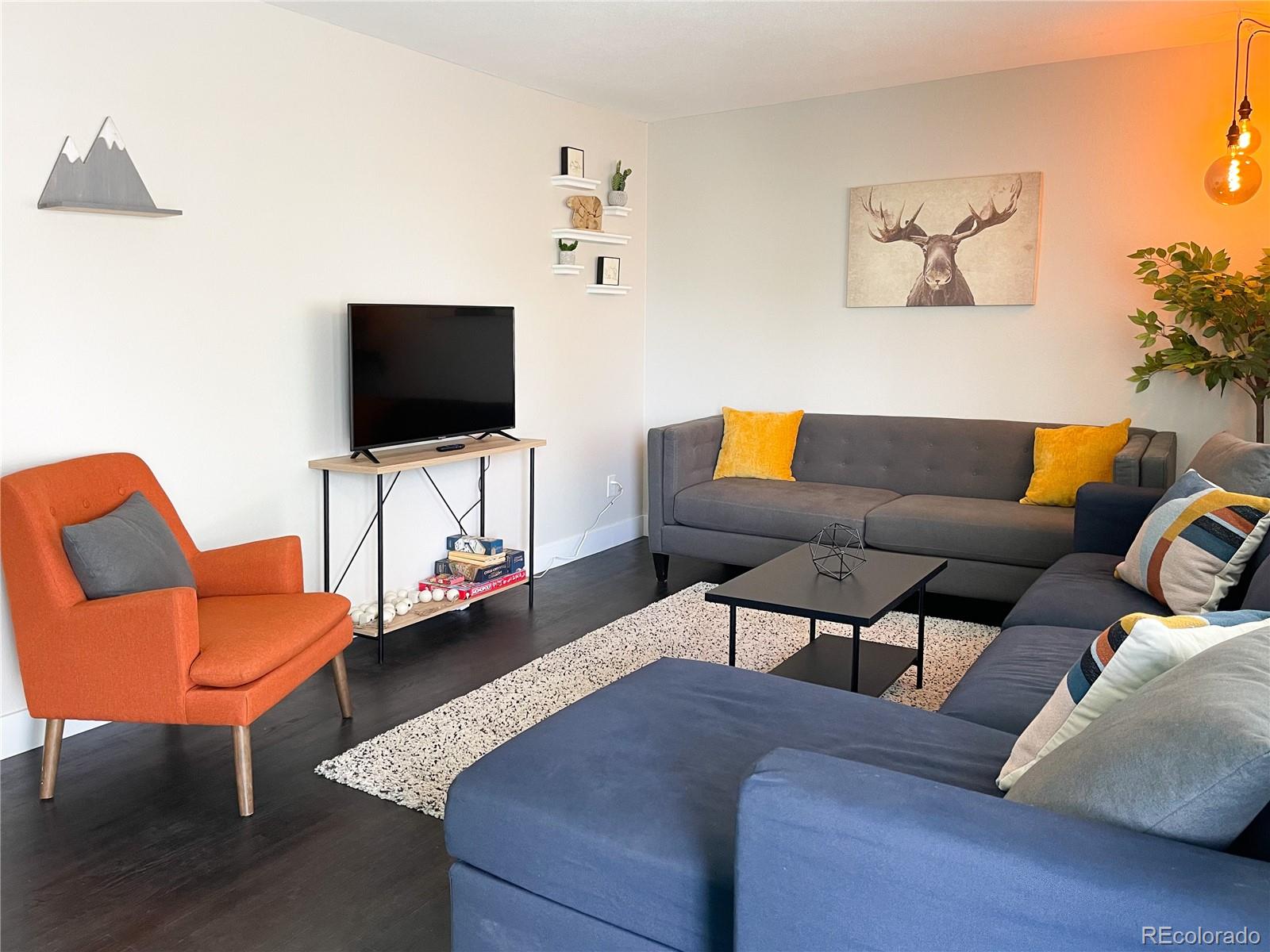 MLS Image #2 for 7883  greenwood boulevard,denver, Colorado