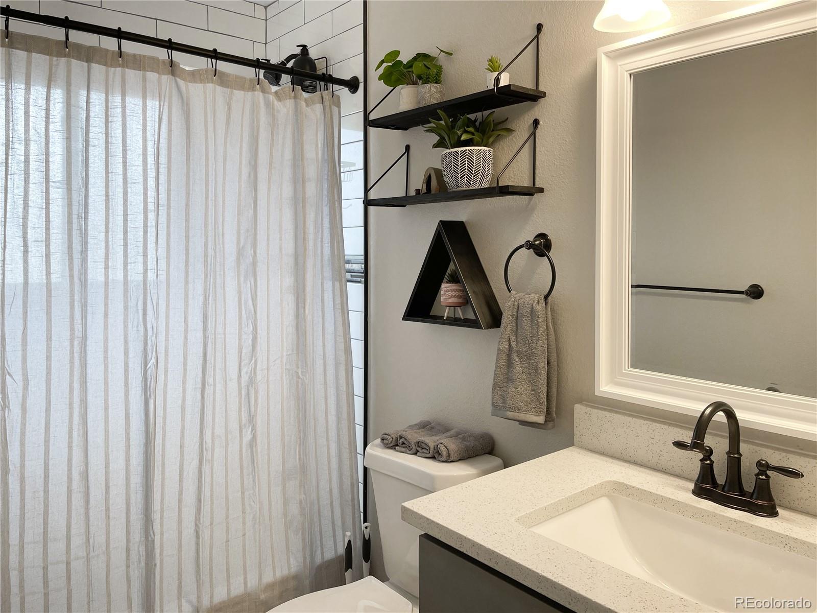 MLS Image #9 for 7883  greenwood boulevard,denver, Colorado
