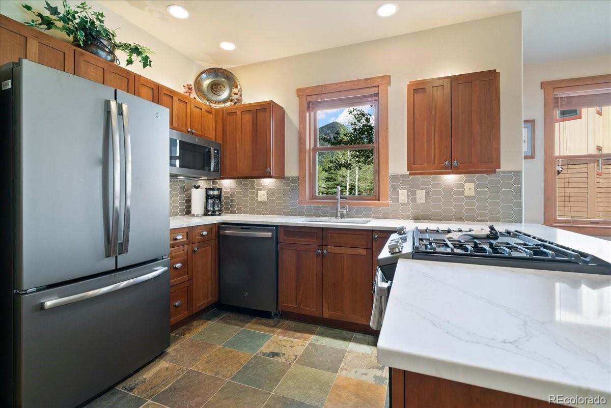 MLS Image #4 for 201  hawk circle,dillon, Colorado
