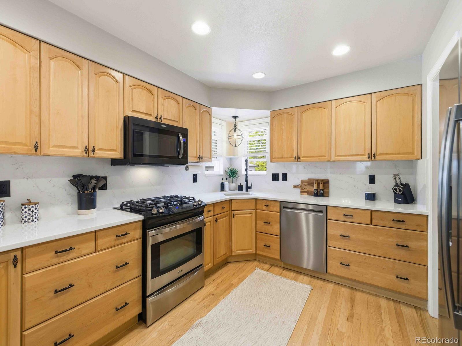MLS Image #12 for 8873 s balsam street,littleton, Colorado
