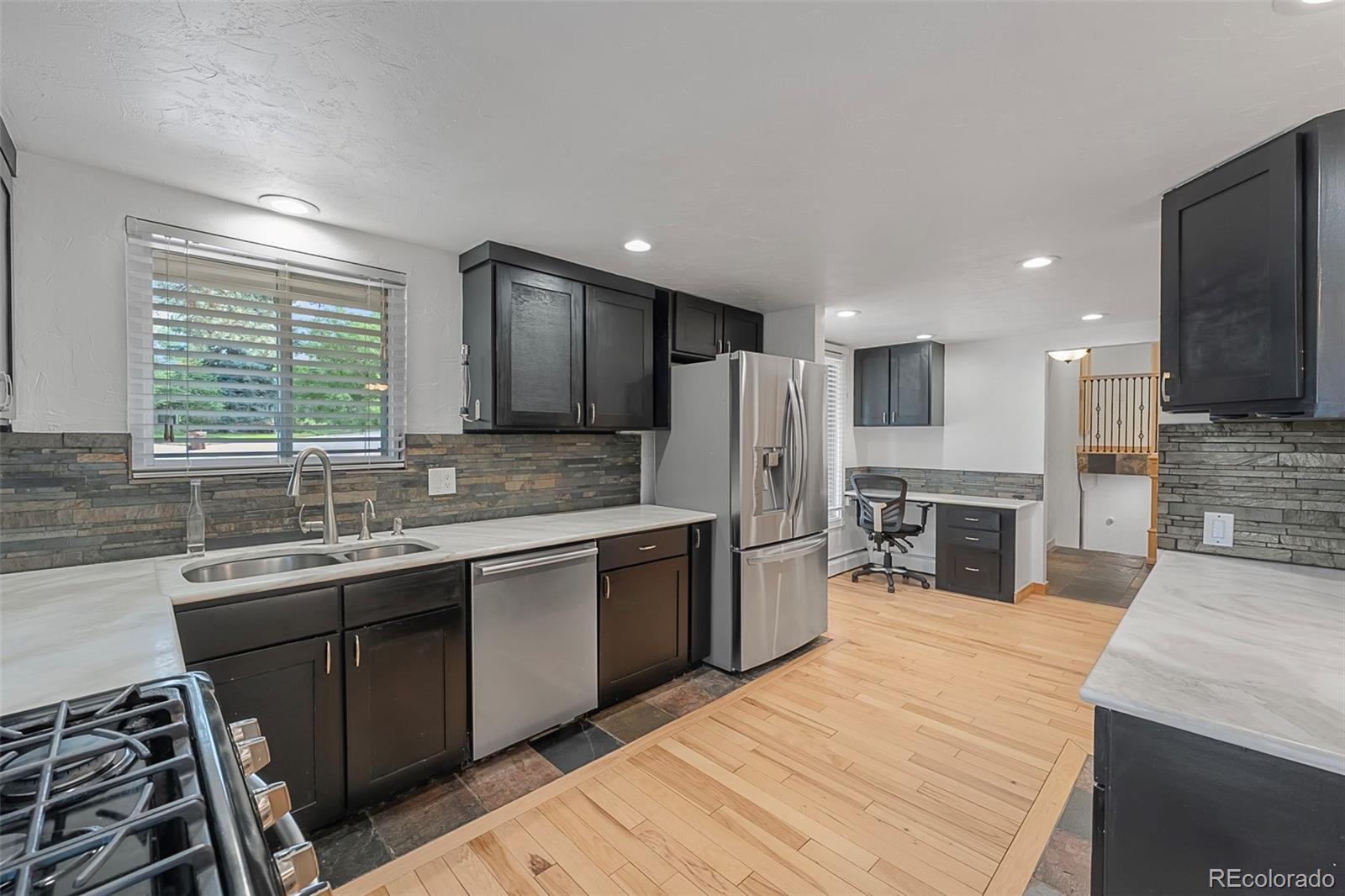 MLS Image #5 for 6731 s clayton way,centennial, Colorado