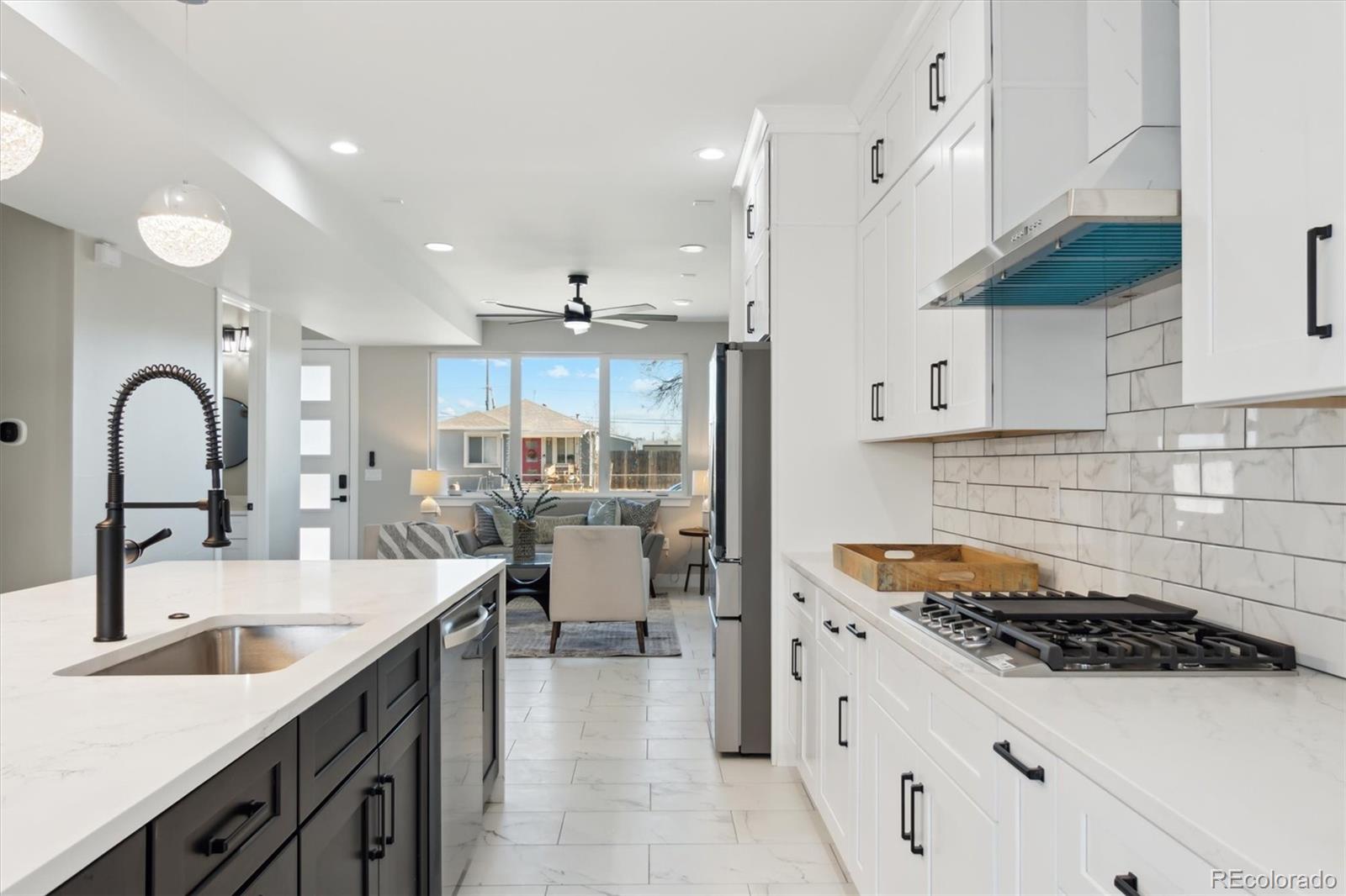 MLS Image #7 for 2317 s galapago street,denver, Colorado