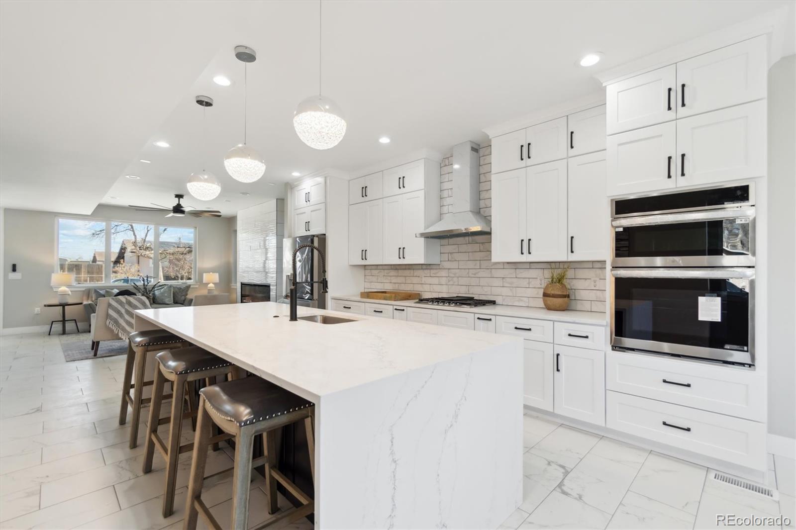 MLS Image #9 for 2317 s galapago street,denver, Colorado