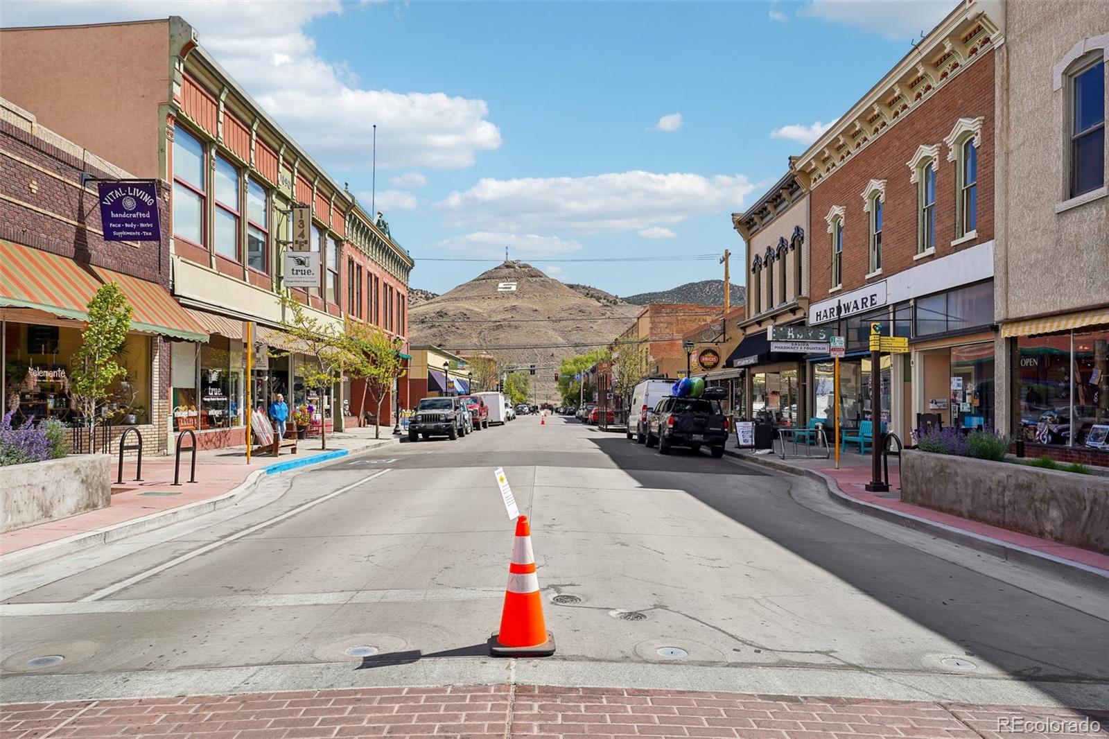 MLS Image #36 for 121 n f street,salida, Colorado