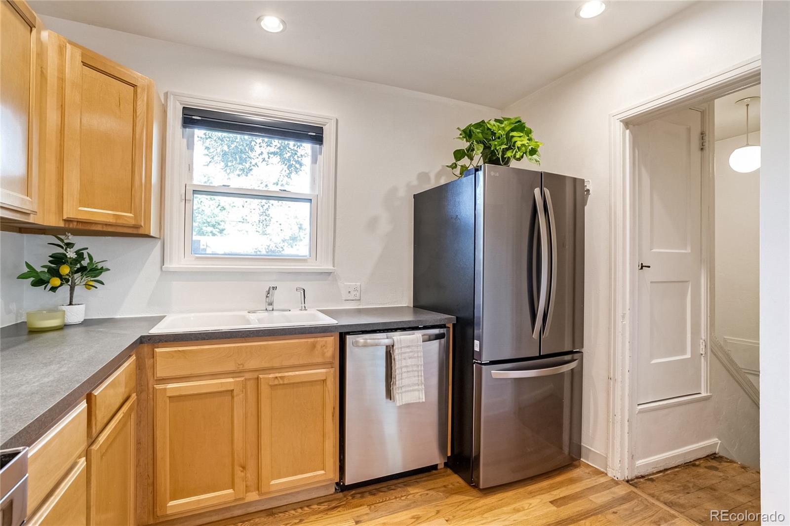 MLS Image #12 for 1218 s university boulevard,denver, Colorado
