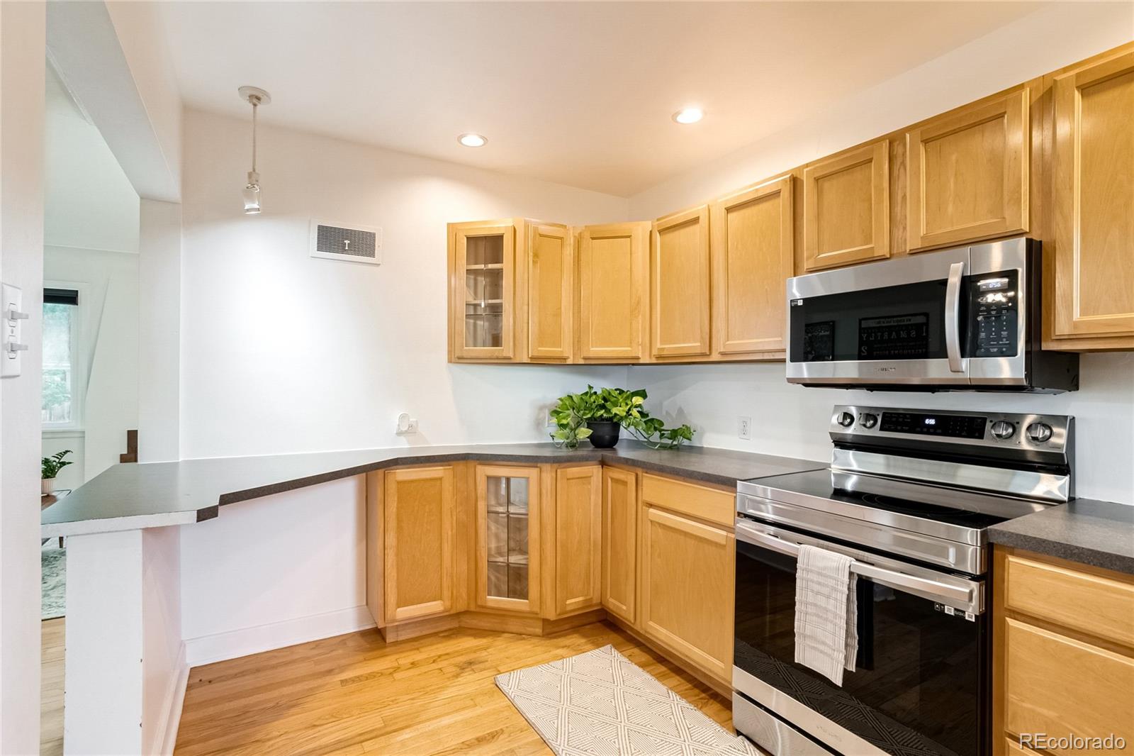 MLS Image #14 for 1218 s university boulevard,denver, Colorado