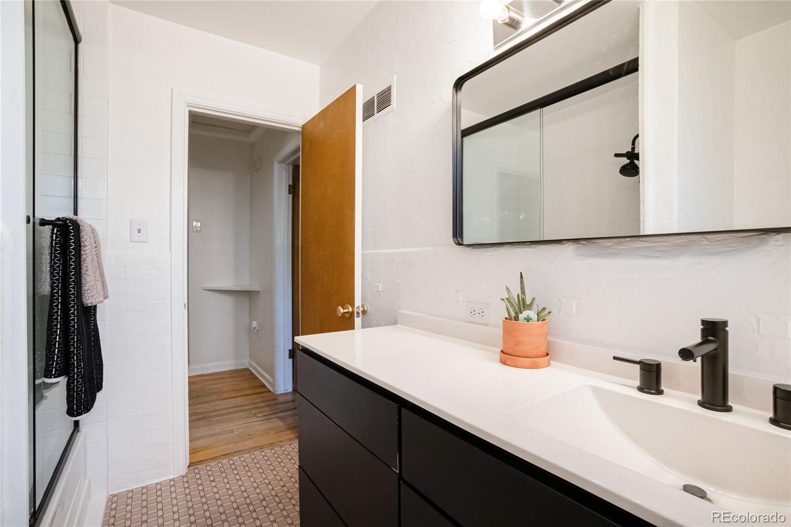 MLS Image #20 for 1218 s university boulevard,denver, Colorado