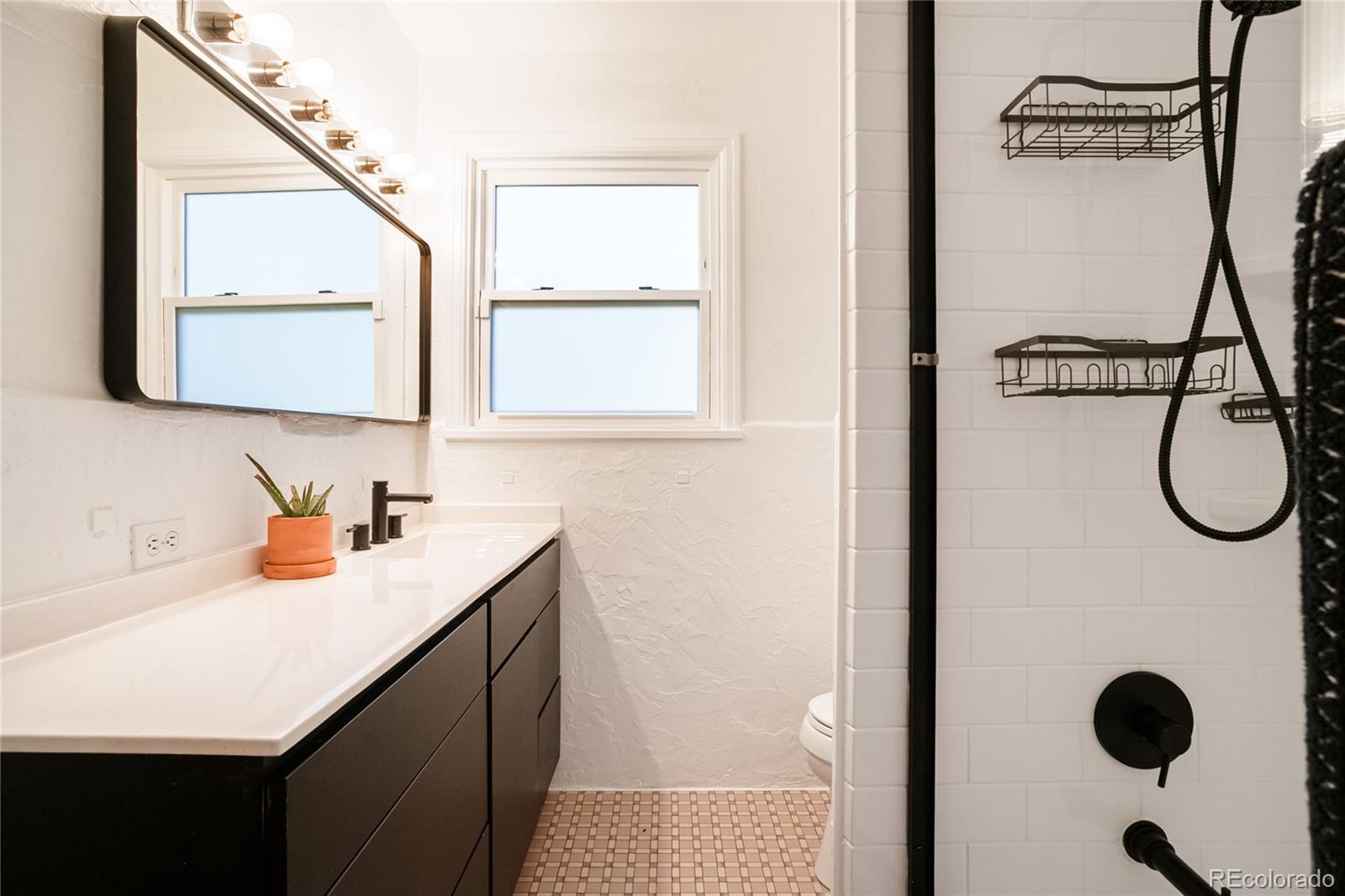 MLS Image #21 for 1218 s university boulevard,denver, Colorado