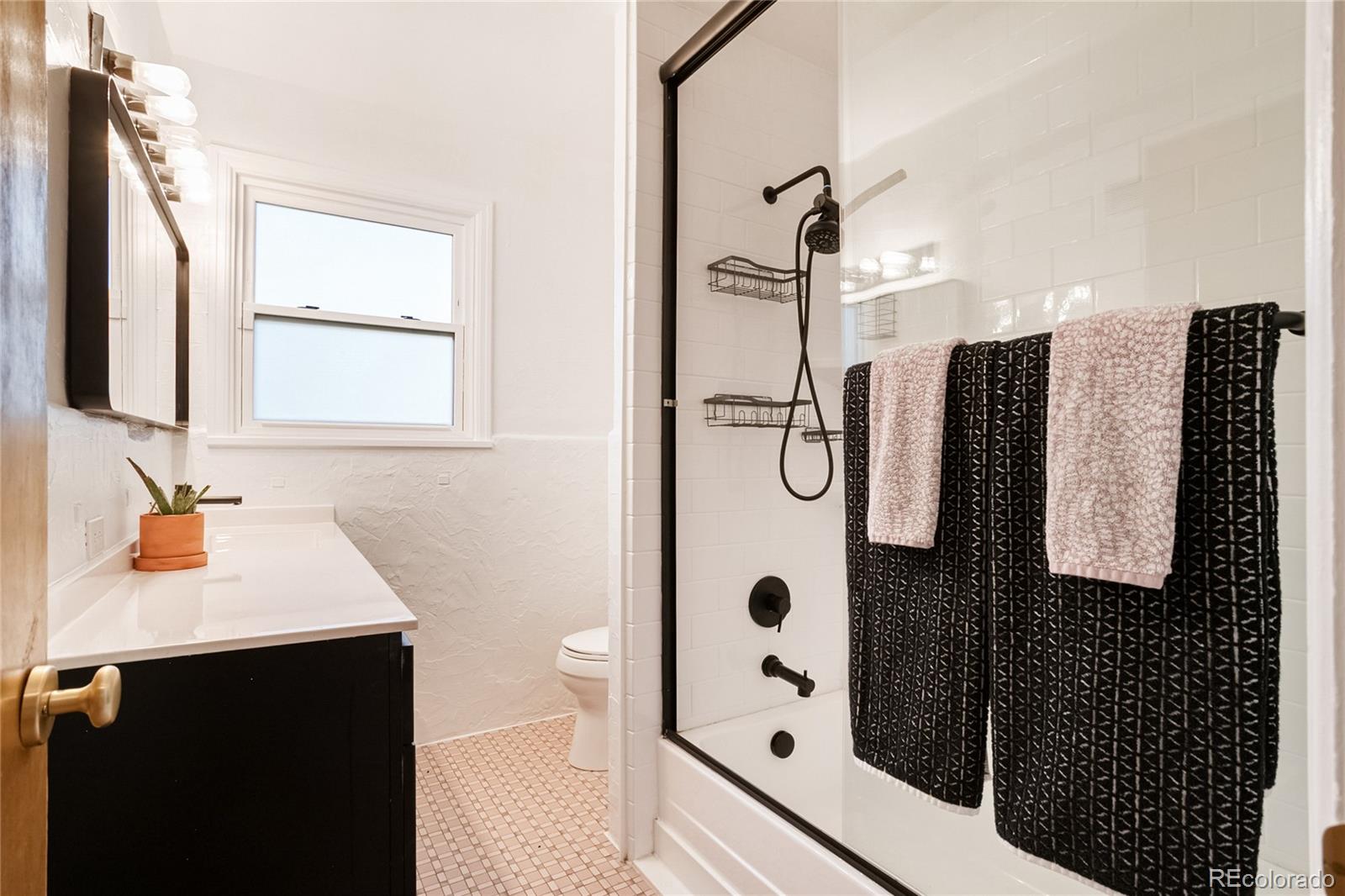 MLS Image #22 for 1218 s university boulevard,denver, Colorado