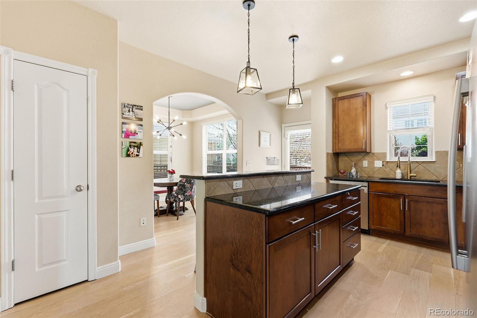 MLS Image #10 for 3551  yosemite street,denver, Colorado