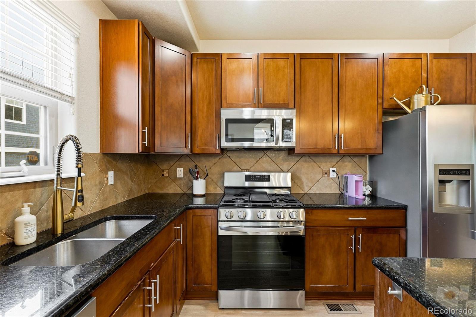 MLS Image #11 for 3551  yosemite street,denver, Colorado