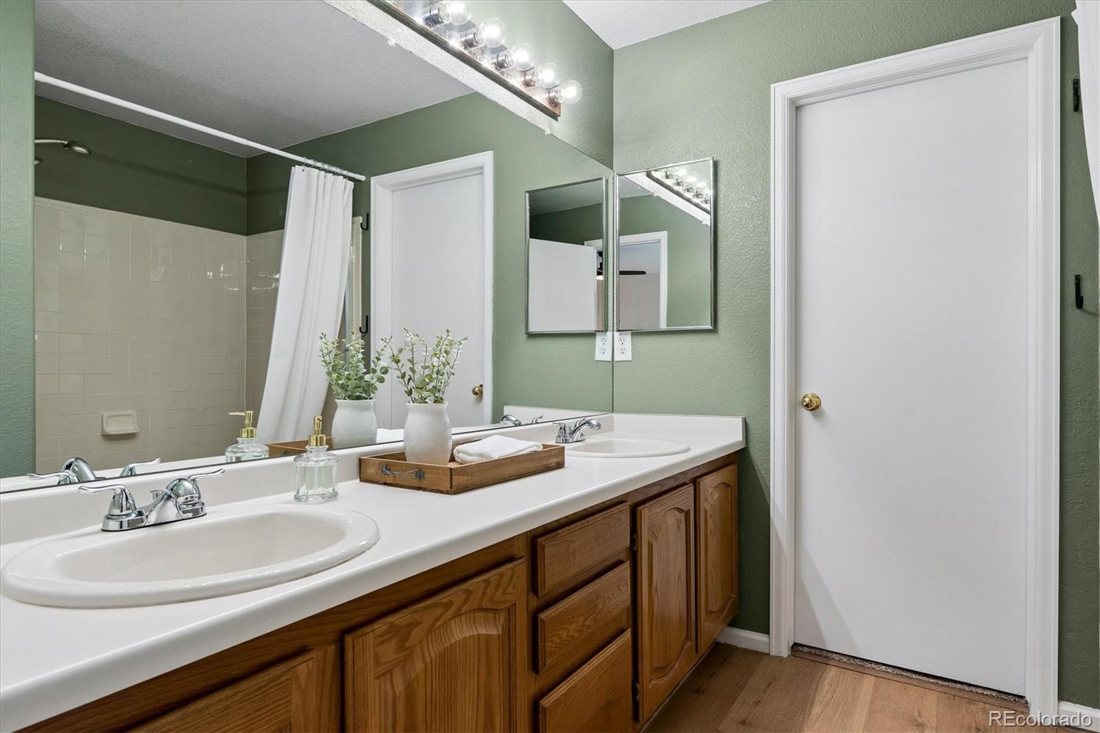 MLS Image #13 for 8183  eagleview drive,littleton, Colorado
