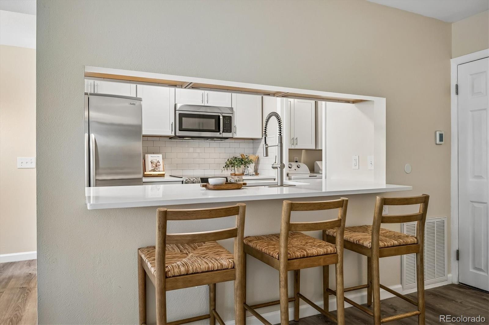 MLS Image #10 for 7700 w glasgow place,littleton, Colorado
