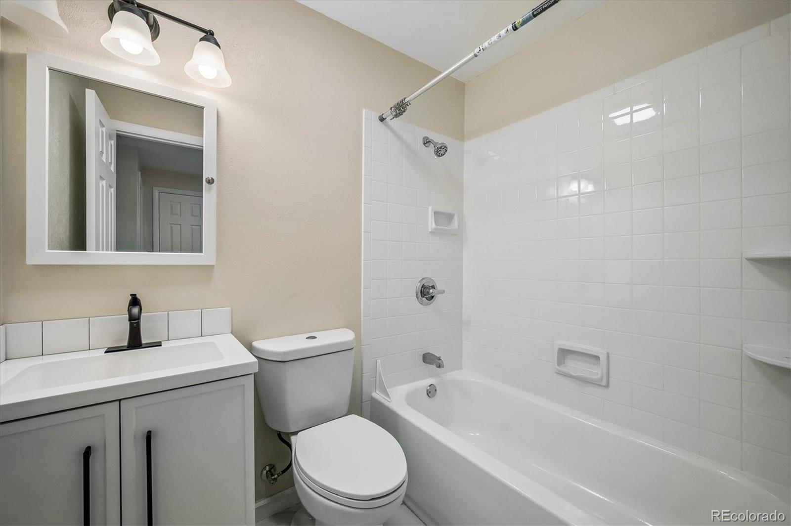 MLS Image #23 for 7700 w glasgow place,littleton, Colorado