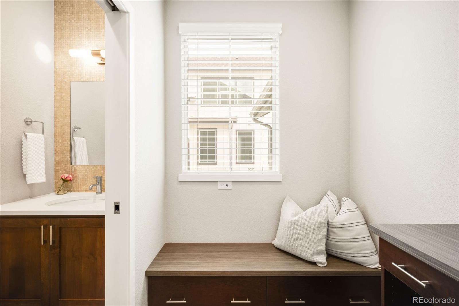 MLS Image #16 for 6660  warren drive,denver, Colorado