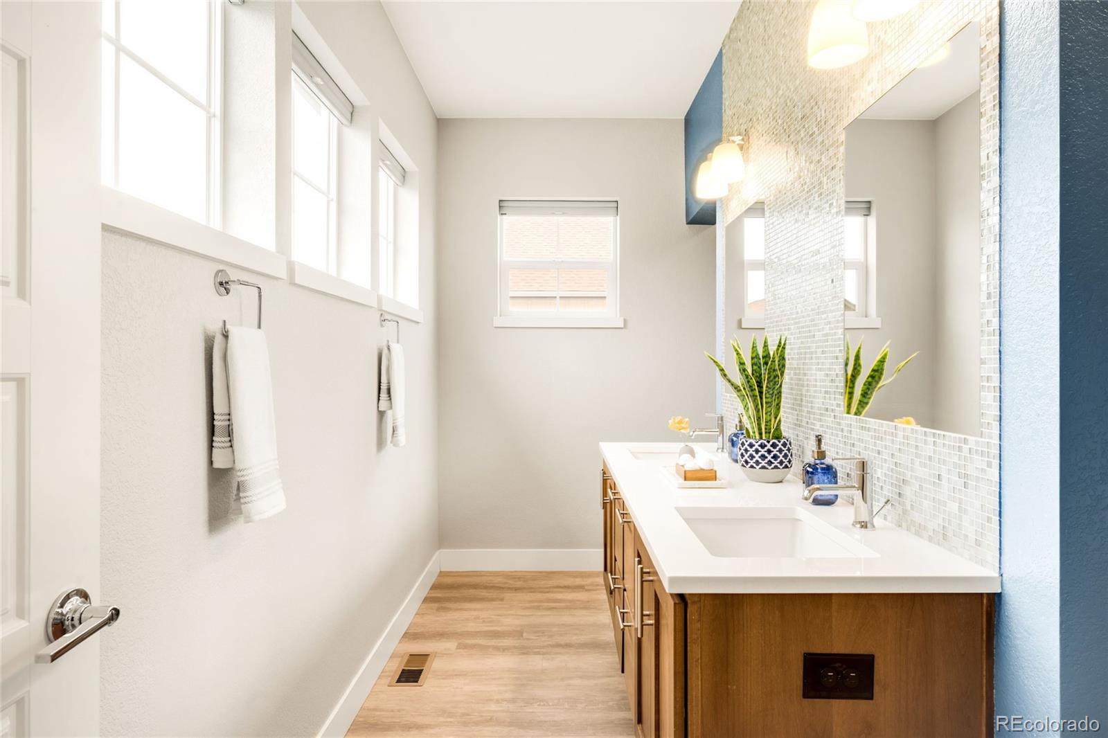 MLS Image #21 for 6660  warren drive,denver, Colorado