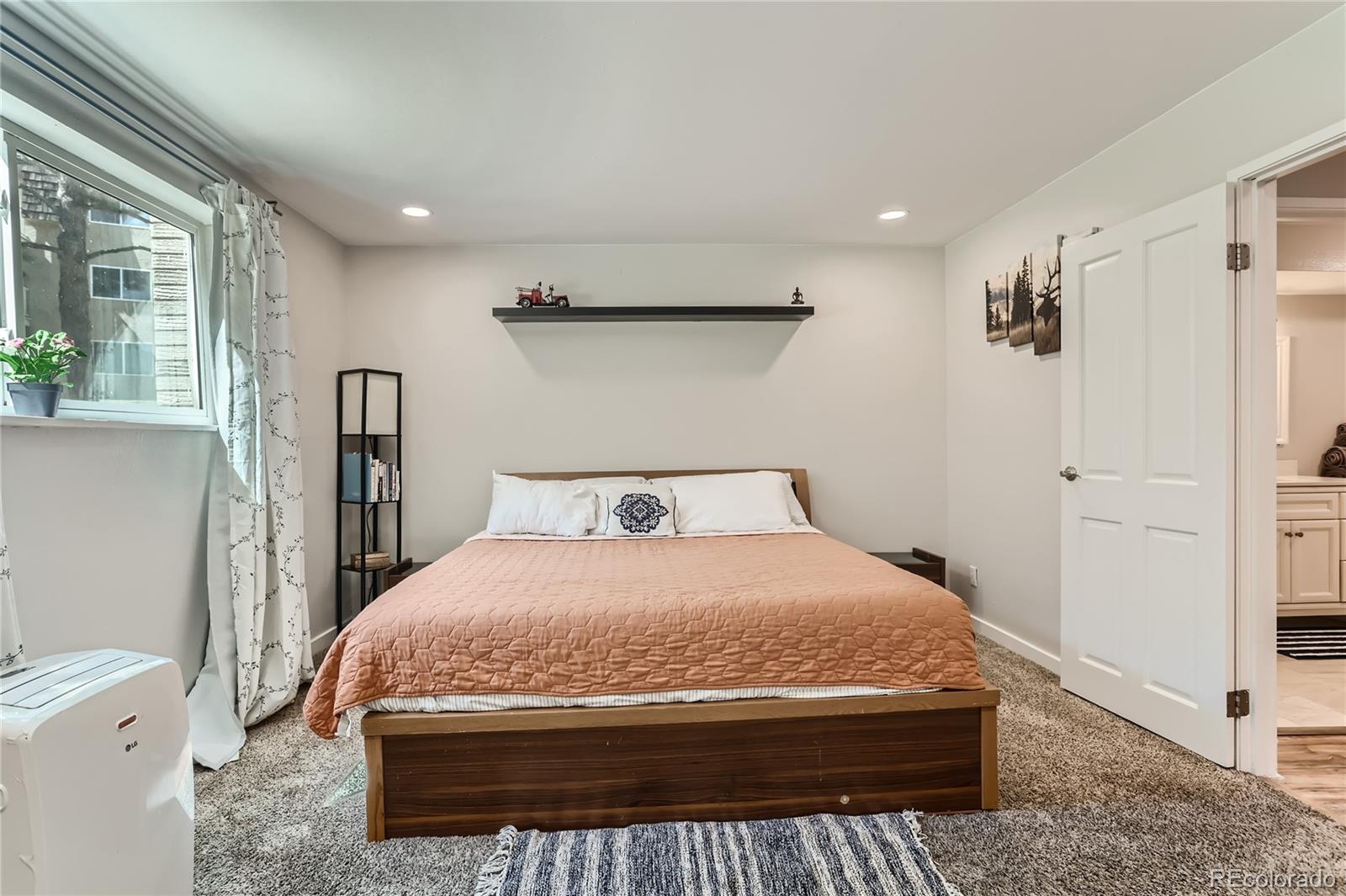 MLS Image #6 for 7625 e quincy avenue,denver, Colorado