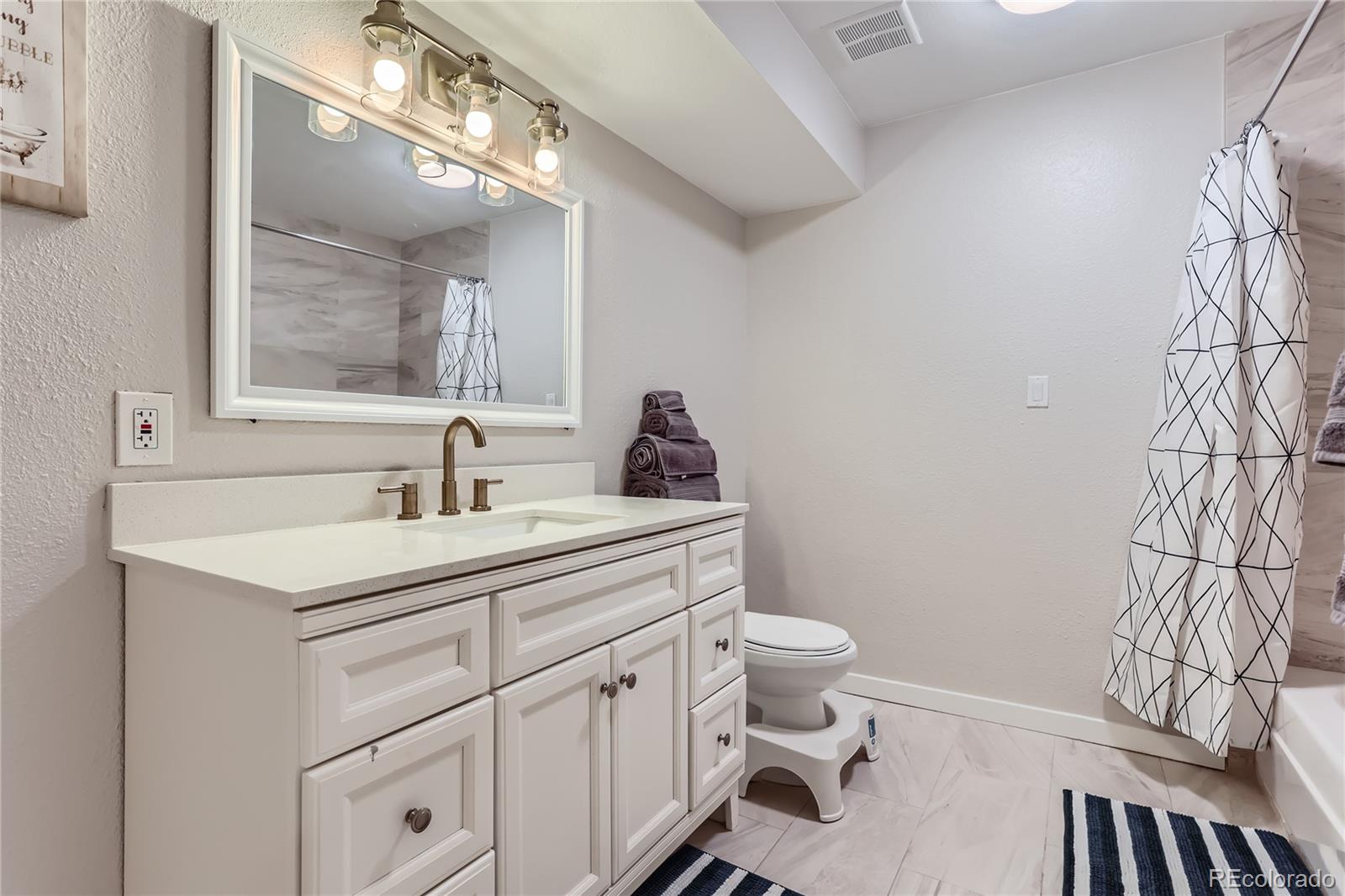 MLS Image #8 for 7625 e quincy avenue,denver, Colorado