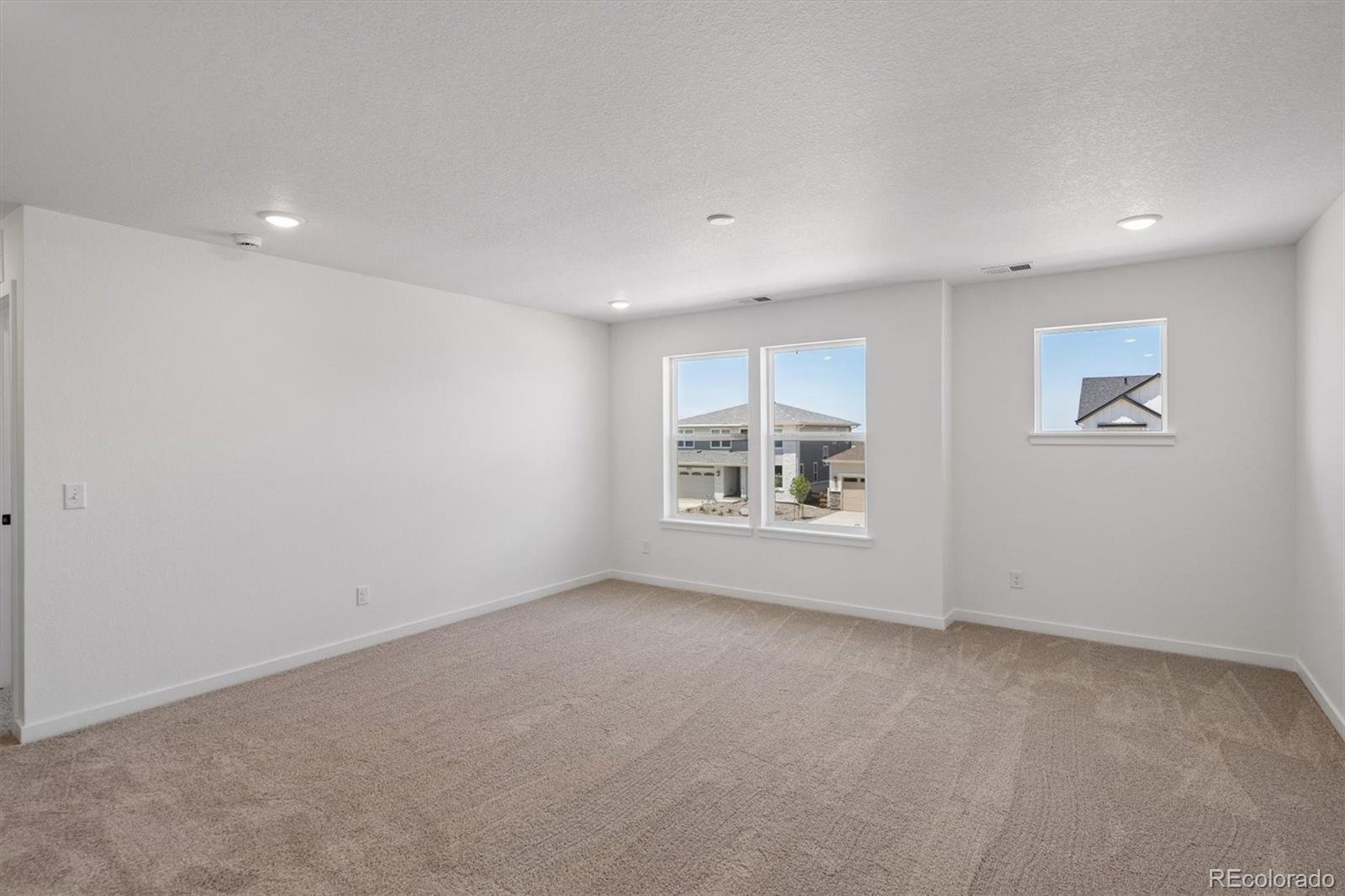MLS Image #12 for 25294 e warren place,aurora, Colorado