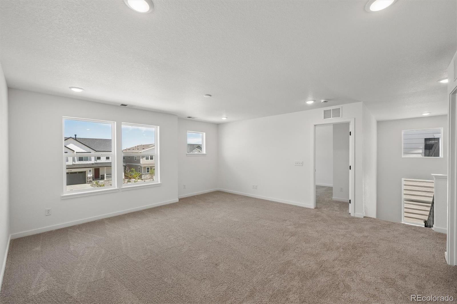 MLS Image #13 for 25294 e warren place,aurora, Colorado