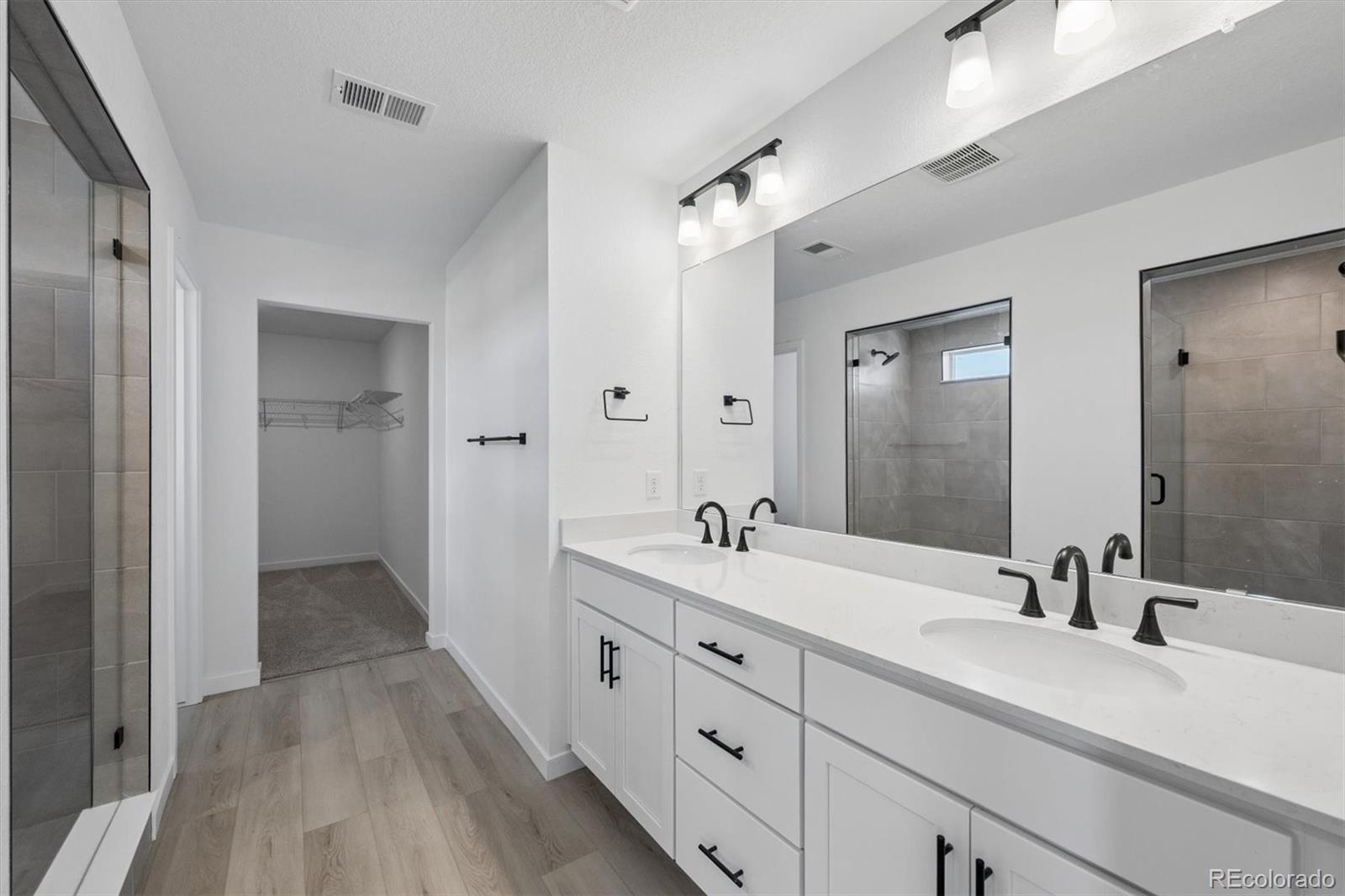 MLS Image #22 for 25294 e warren place,aurora, Colorado