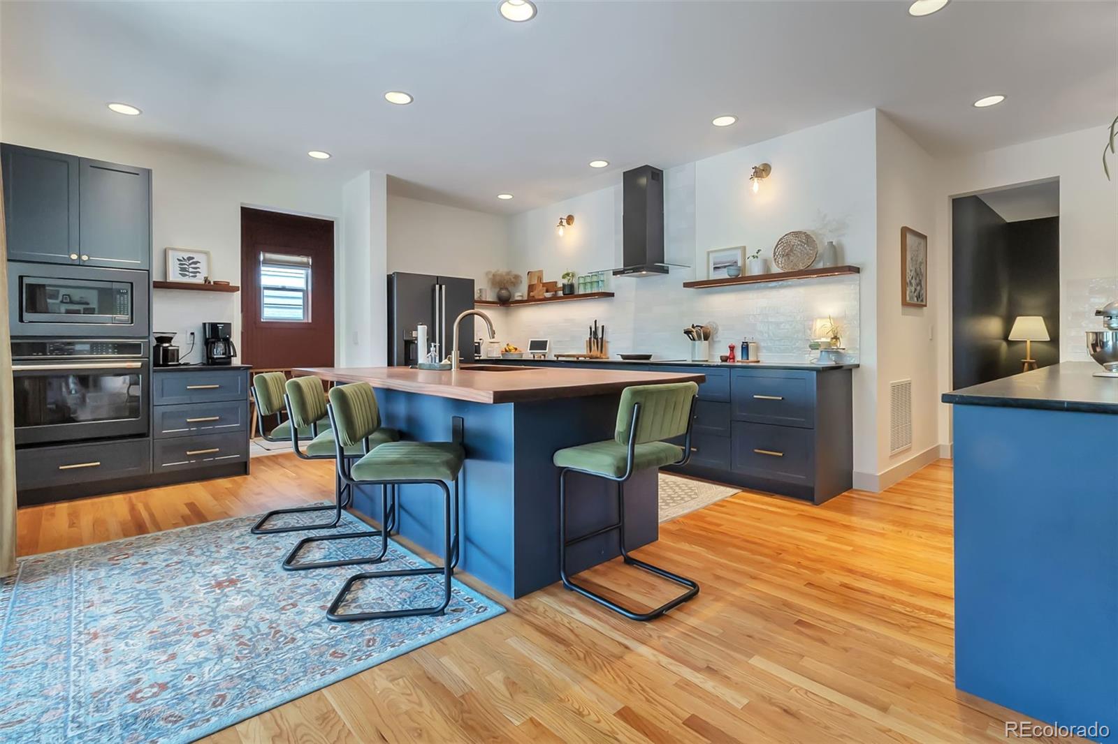 MLS Image #3 for 1281  single tree lane,erie, Colorado