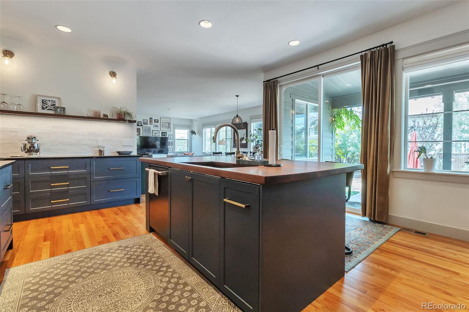 MLS Image #5 for 1281  single tree lane,erie, Colorado