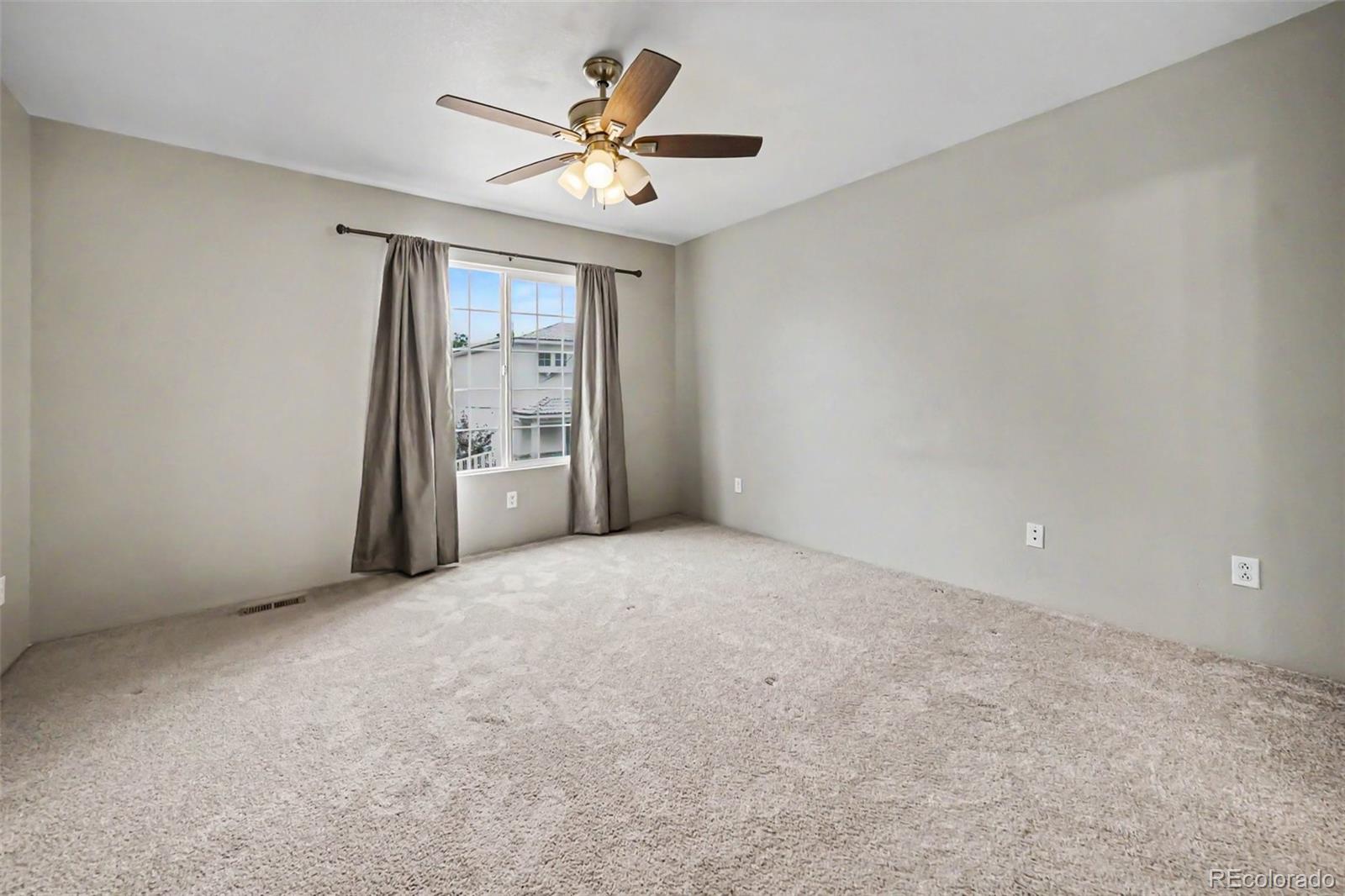 MLS Image #19 for 21532 e 47th avenue,denver, Colorado