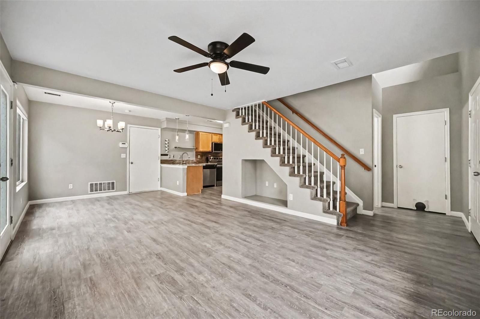 MLS Image #5 for 21532 e 47th avenue,denver, Colorado