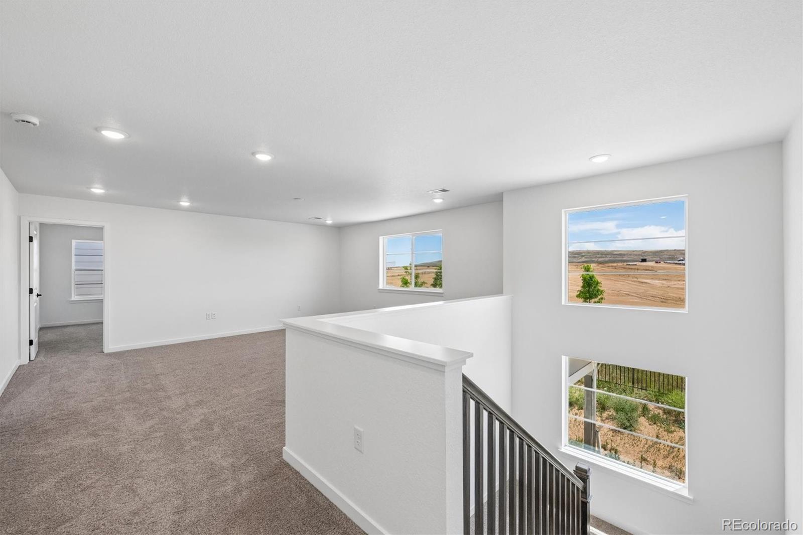 MLS Image #10 for 25264 e warren place,aurora, Colorado