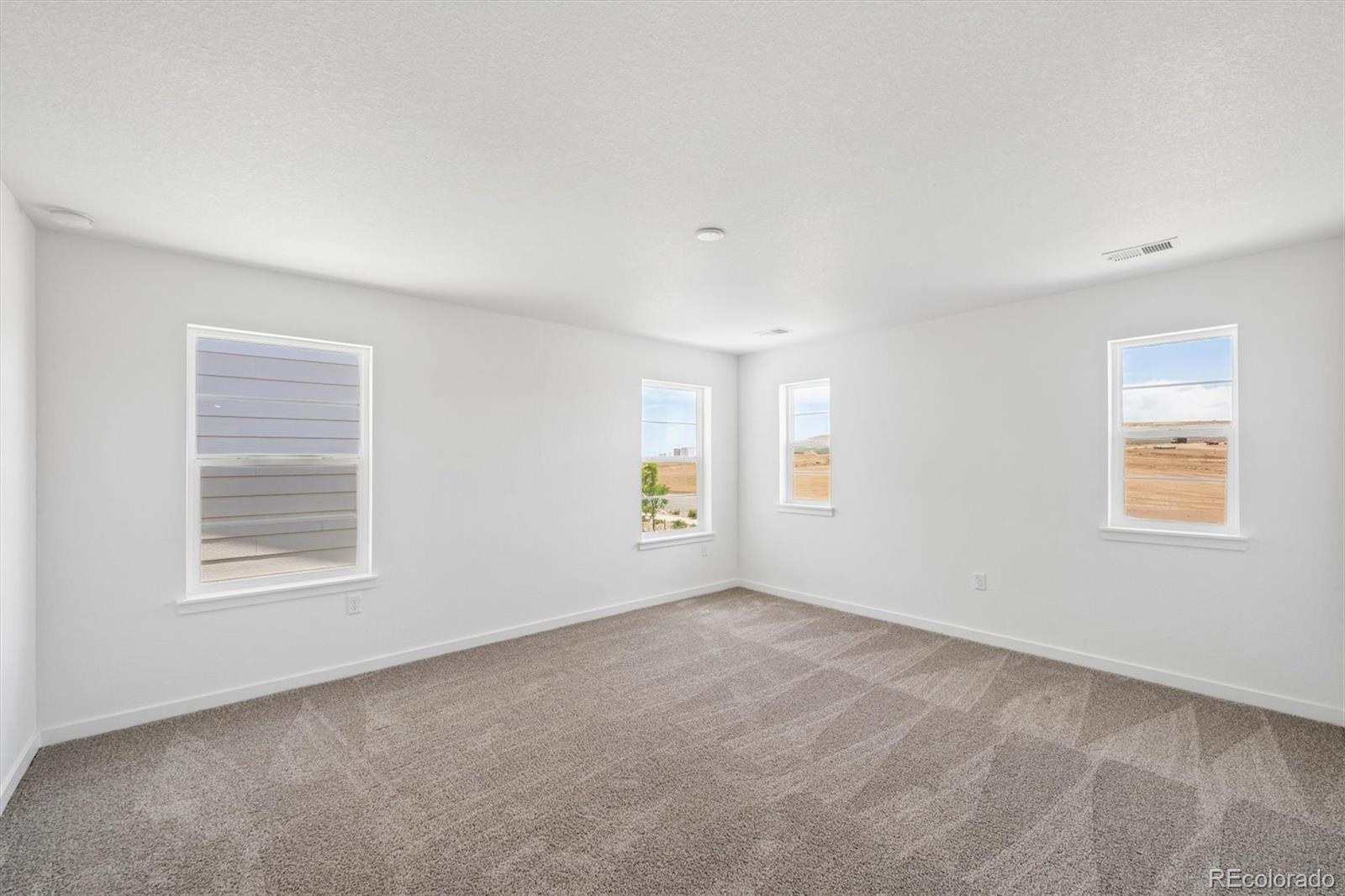 MLS Image #12 for 25264 e warren place,aurora, Colorado