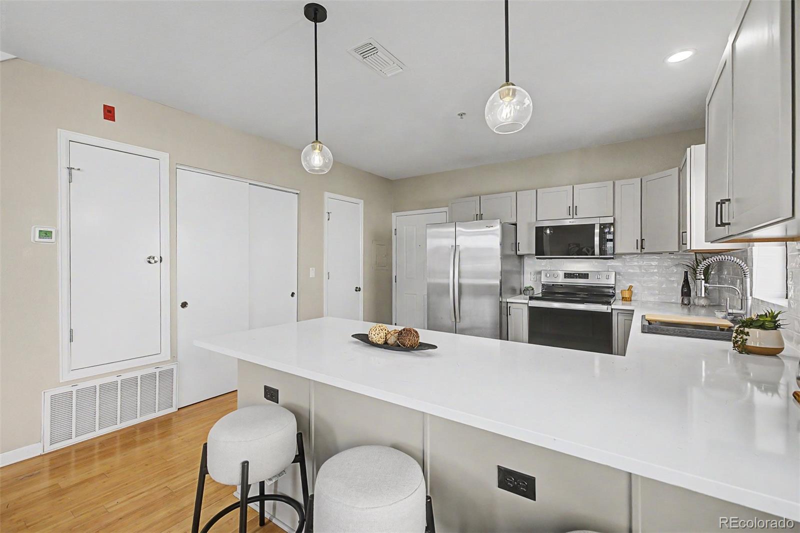 MLS Image #14 for 3010  umatilla street c,denver, Colorado