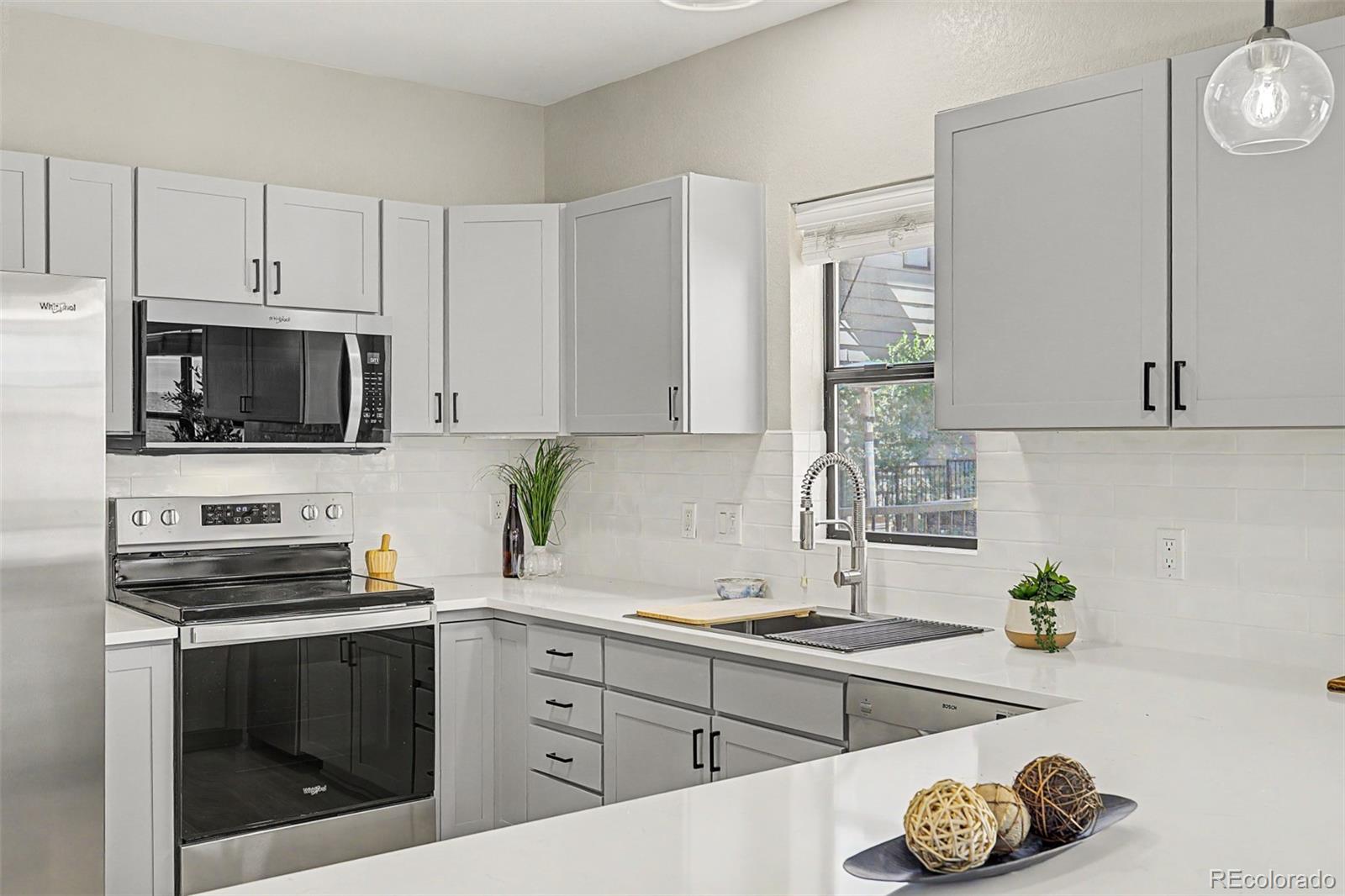 MLS Image #15 for 3010  umatilla street c,denver, Colorado