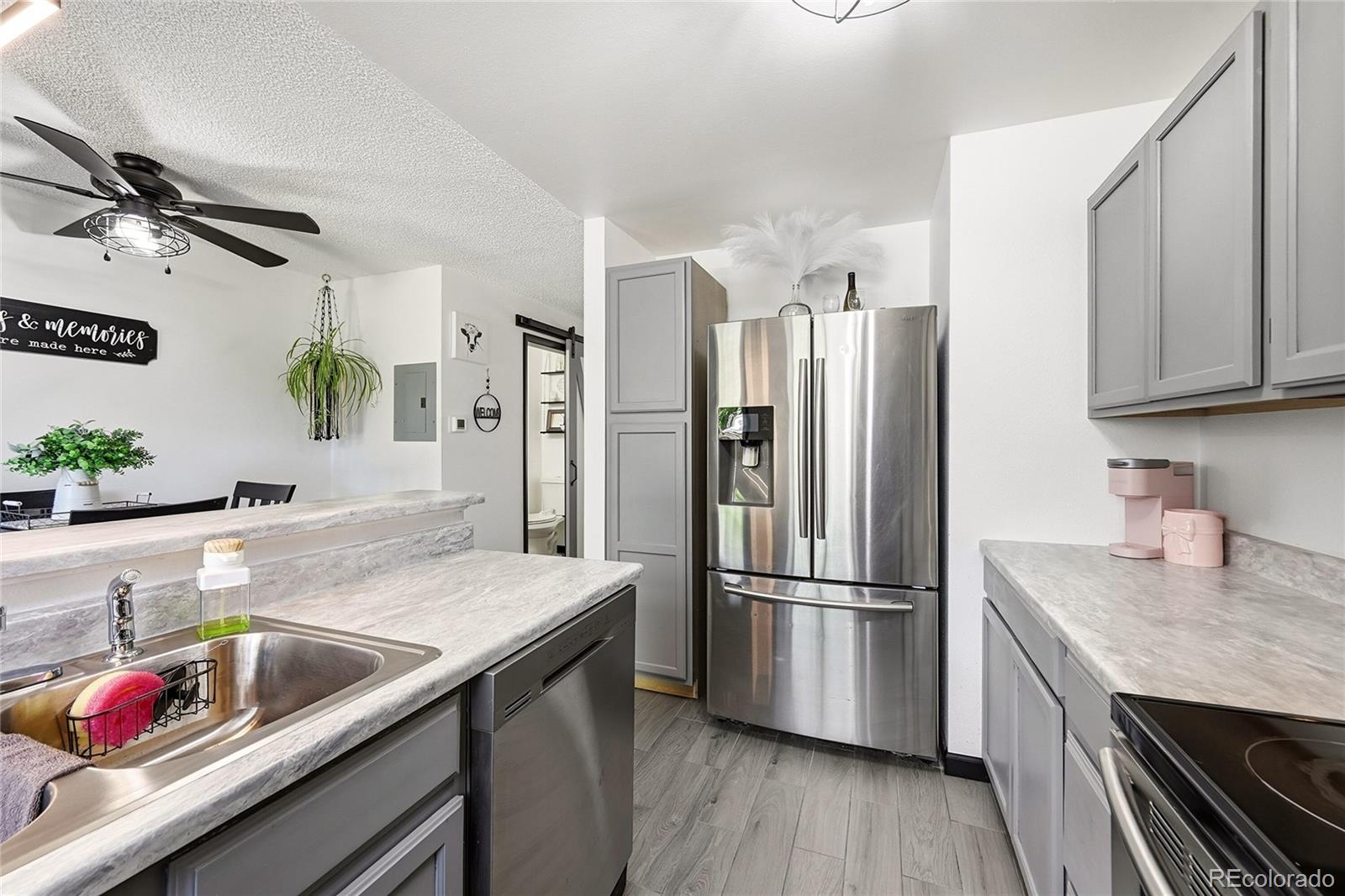 MLS Image #13 for 9713 w chatfield avenue,littleton, Colorado