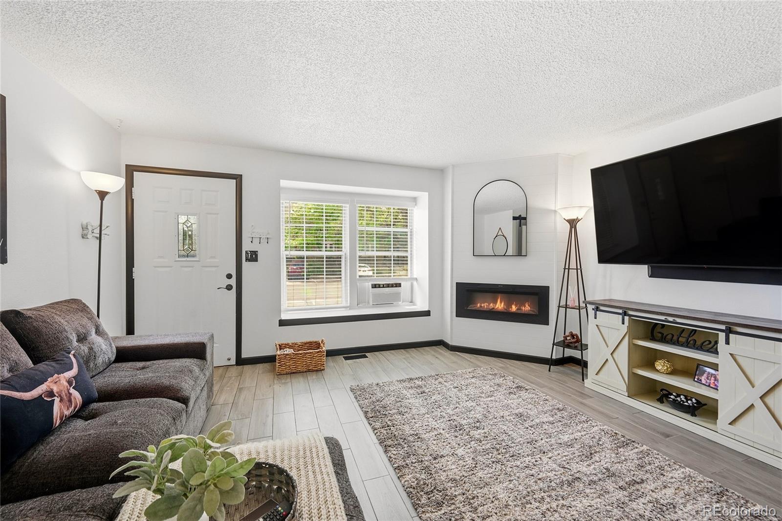 MLS Image #6 for 9713 w chatfield avenue,littleton, Colorado