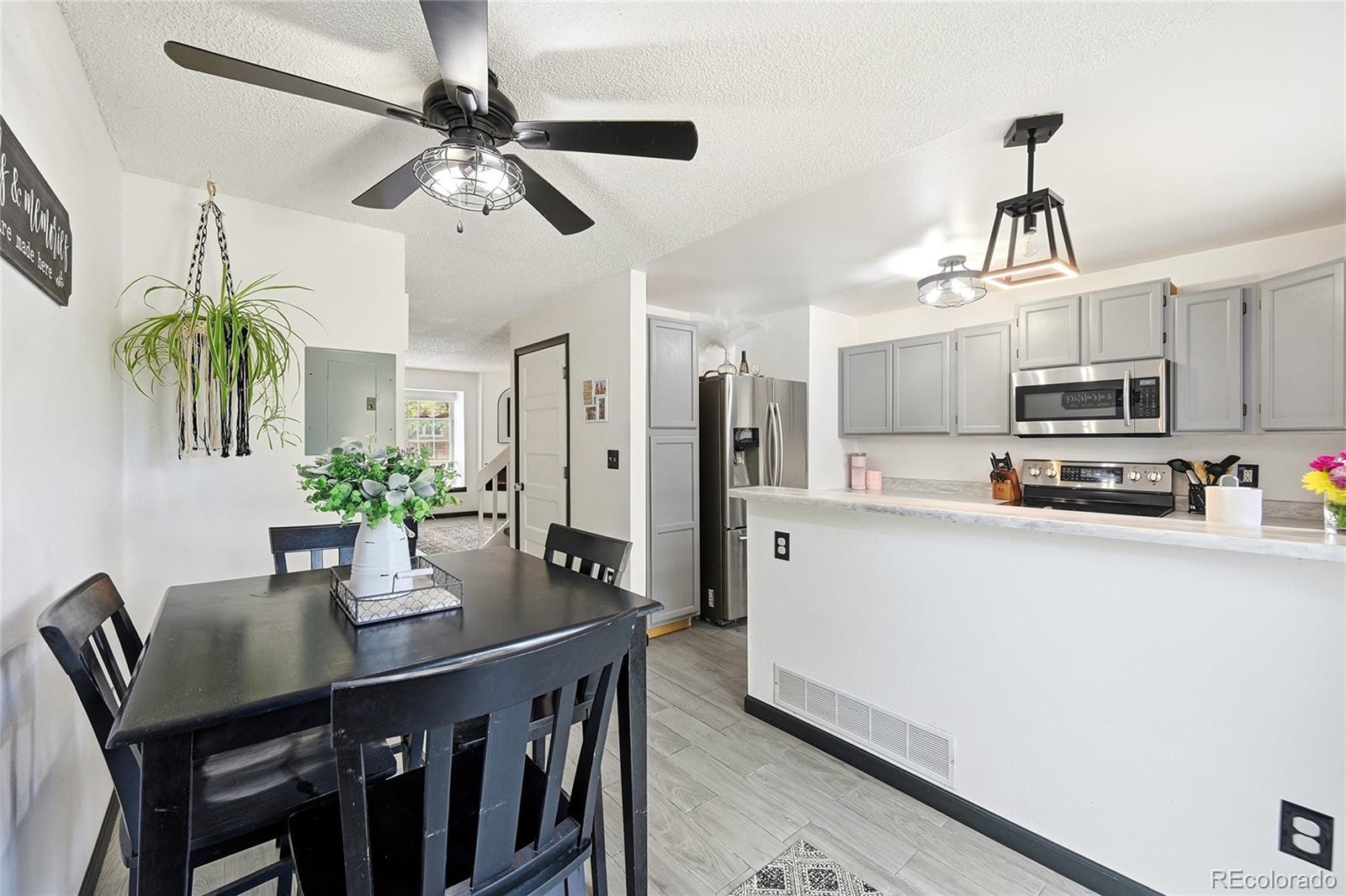 MLS Image #9 for 9713 w chatfield avenue,littleton, Colorado