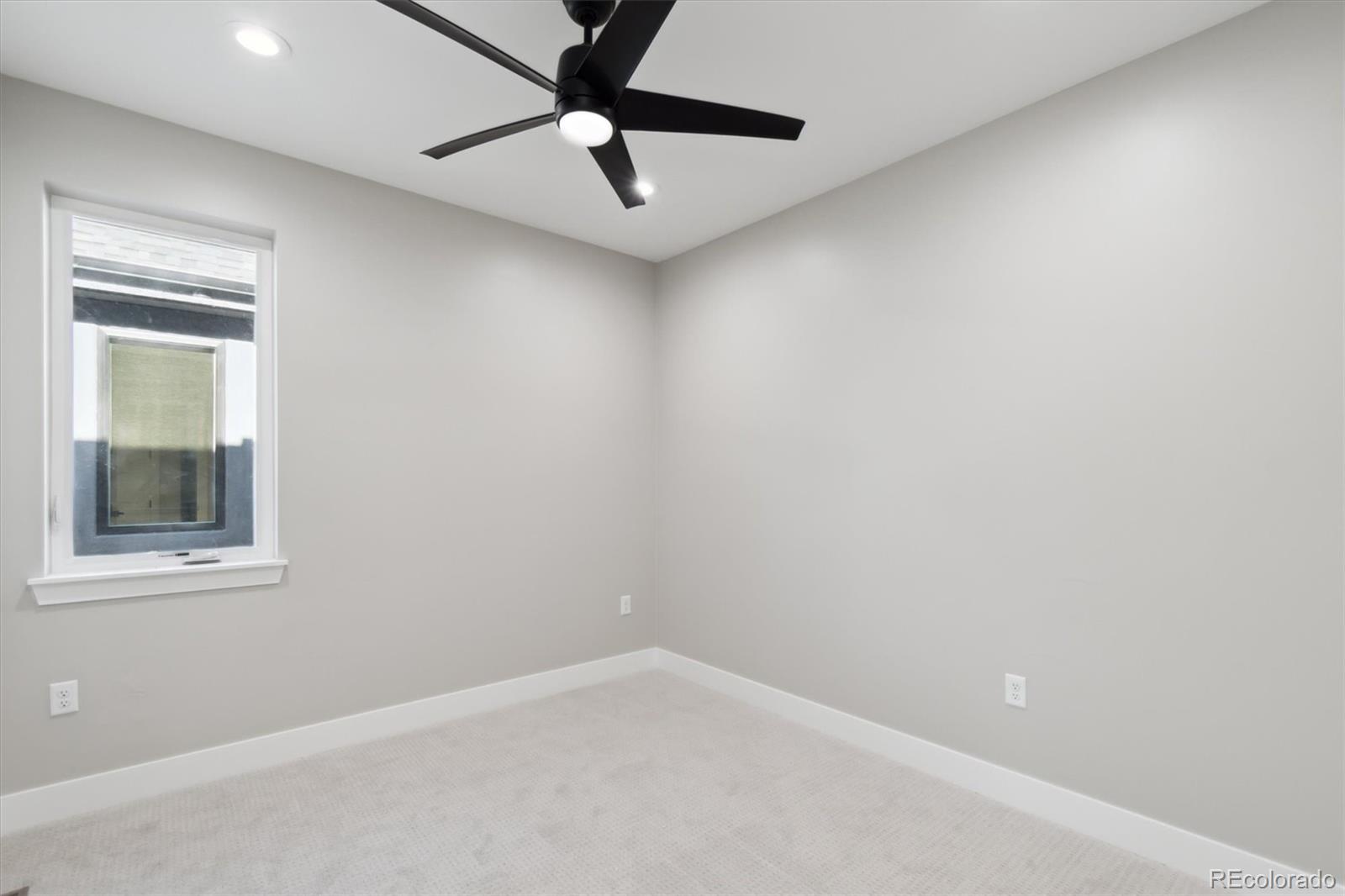 MLS Image #28 for 2319 s galapago street,denver, Colorado
