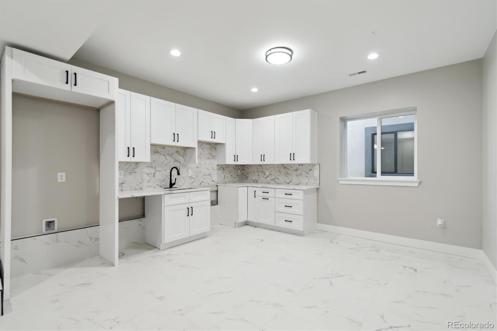 MLS Image #34 for 2319 s galapago street,denver, Colorado