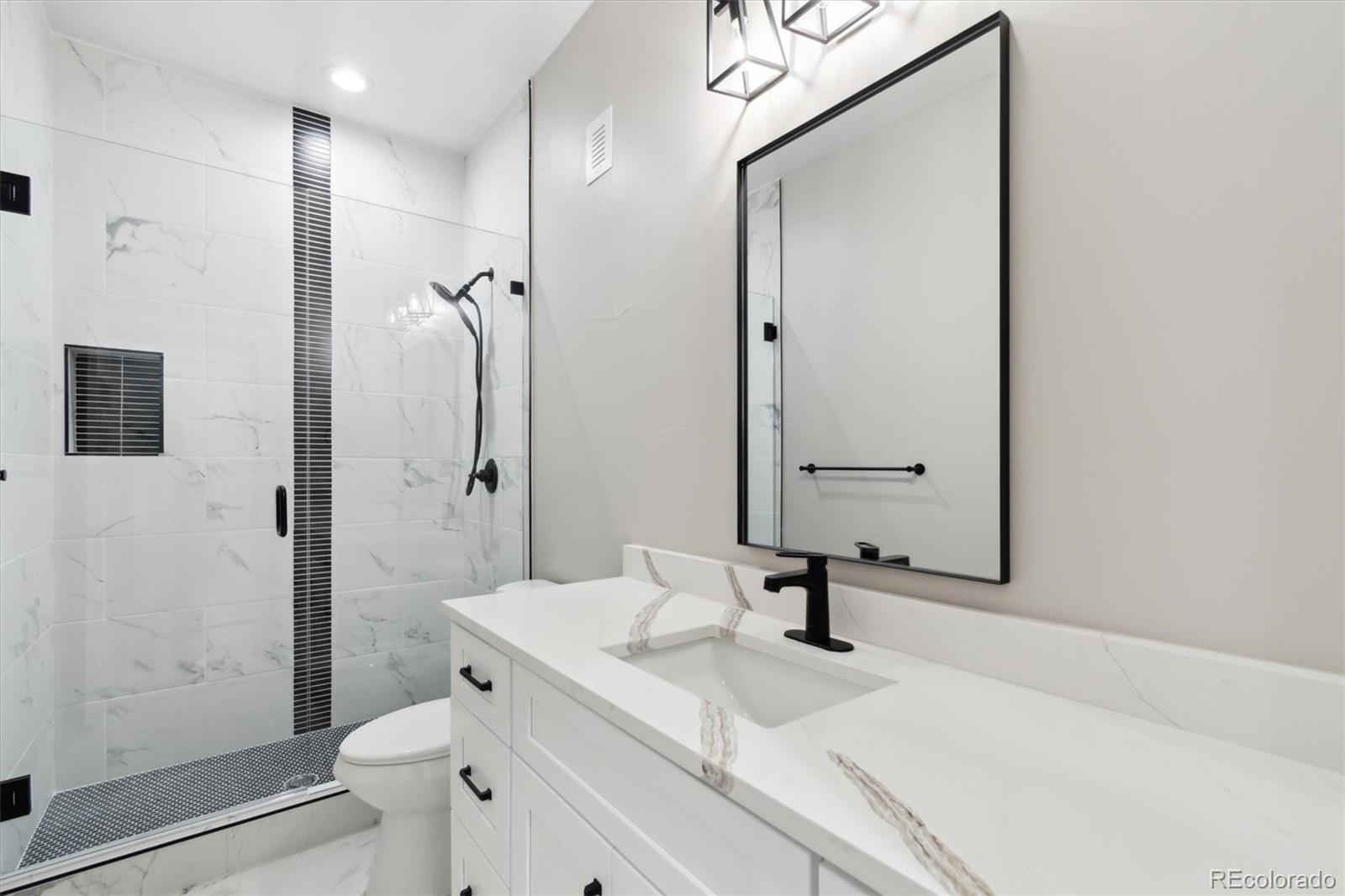 MLS Image #38 for 2319 s galapago street,denver, Colorado