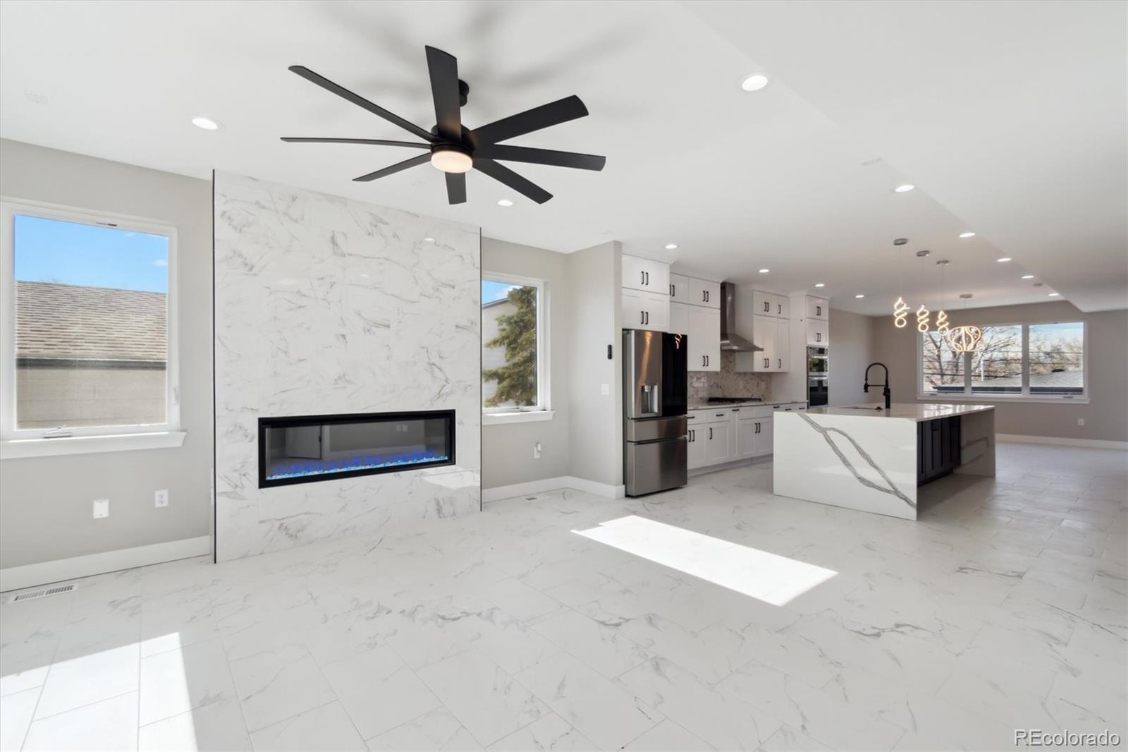 MLS Image #6 for 2319 s galapago street,denver, Colorado