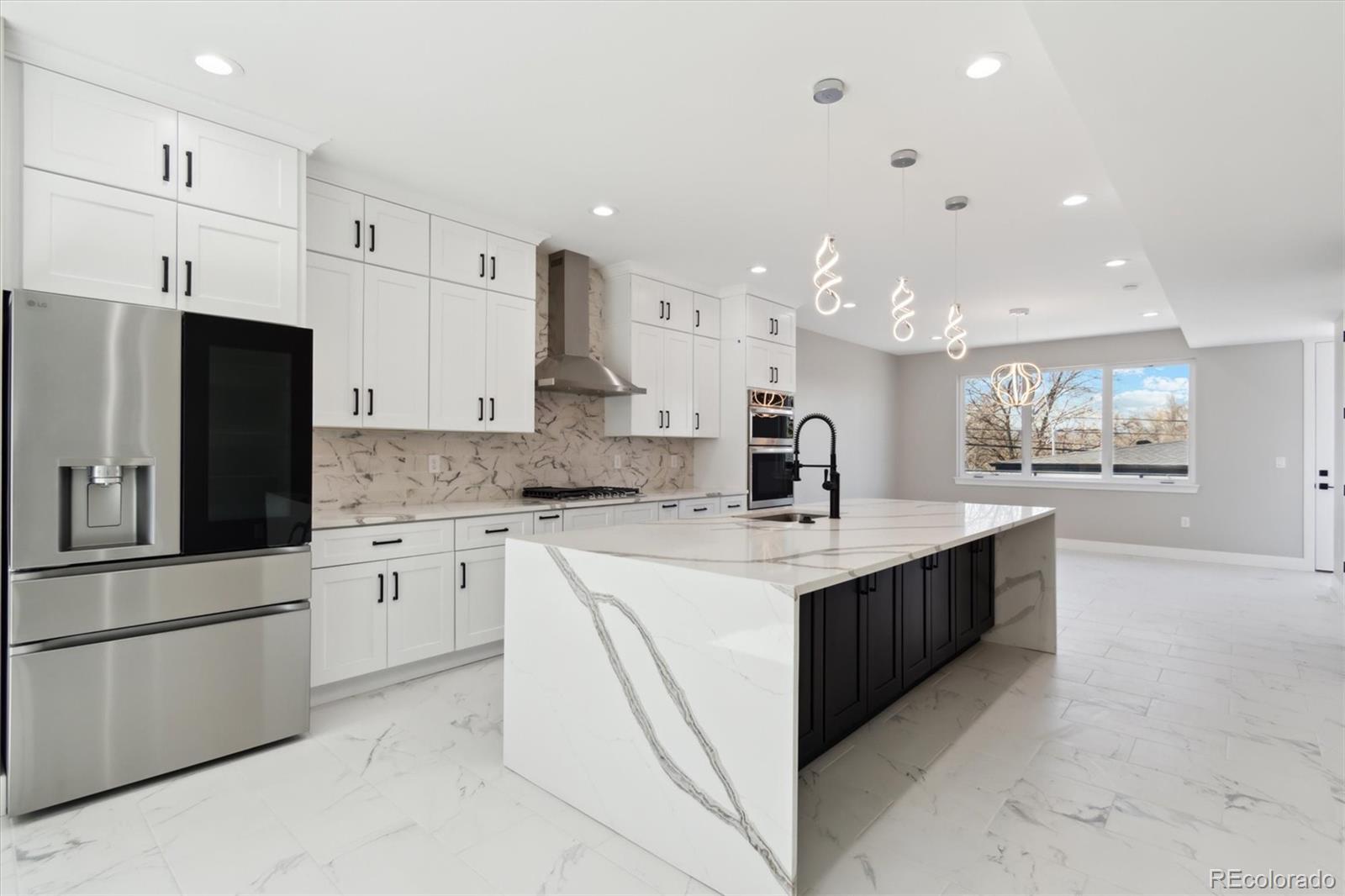 MLS Image #7 for 2319 s galapago street,denver, Colorado