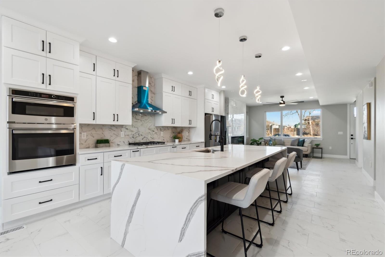 MLS Image #9 for 2319 s galapago street,denver, Colorado