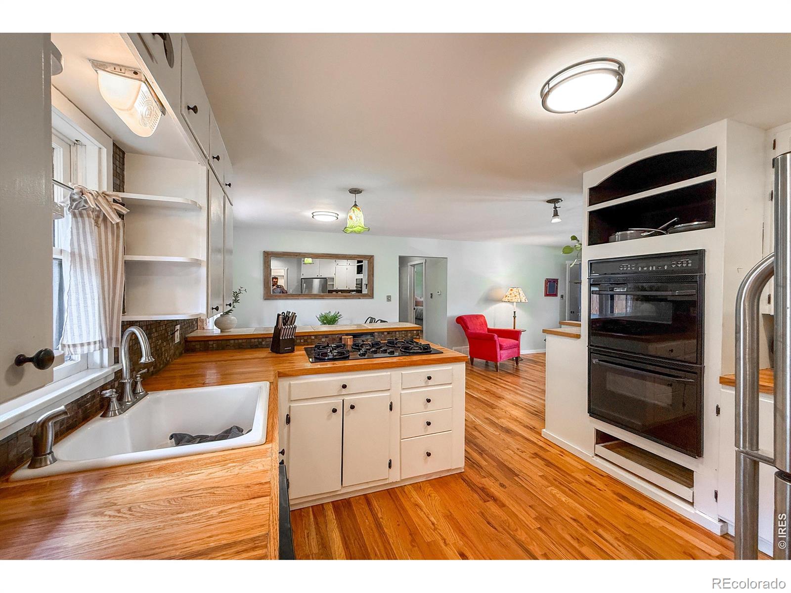 MLS Image #11 for 760  francis street,longmont, Colorado
