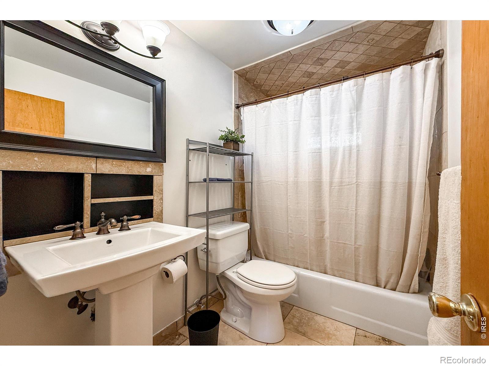 MLS Image #17 for 760  francis street,longmont, Colorado
