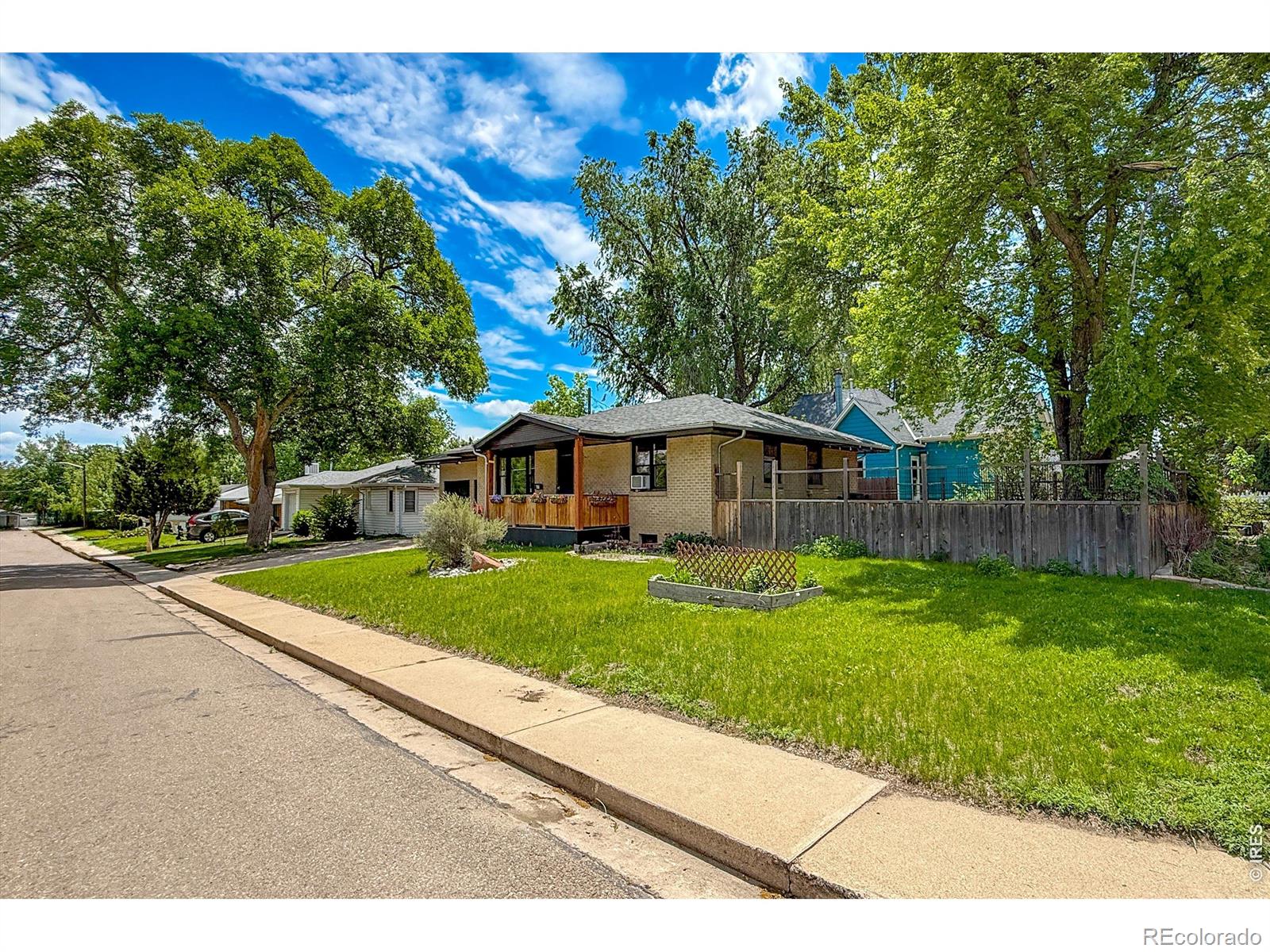 MLS Image #2 for 760  francis street,longmont, Colorado