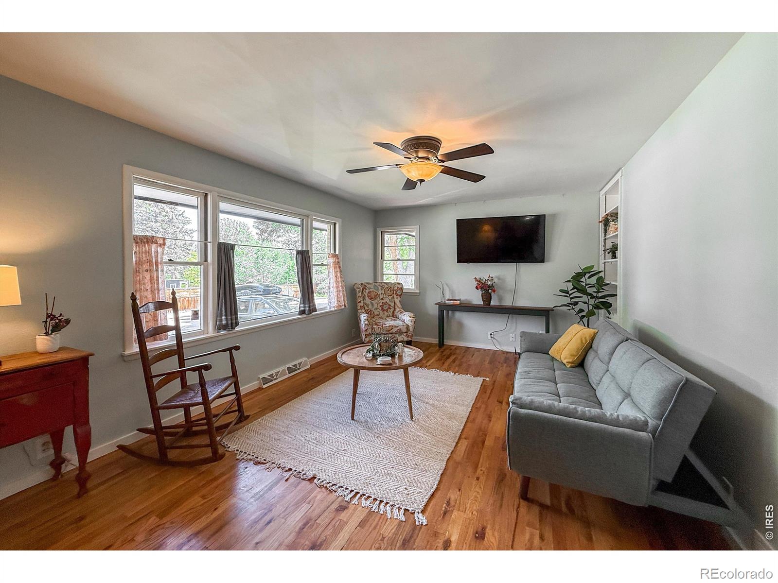 MLS Image #5 for 760  francis street,longmont, Colorado