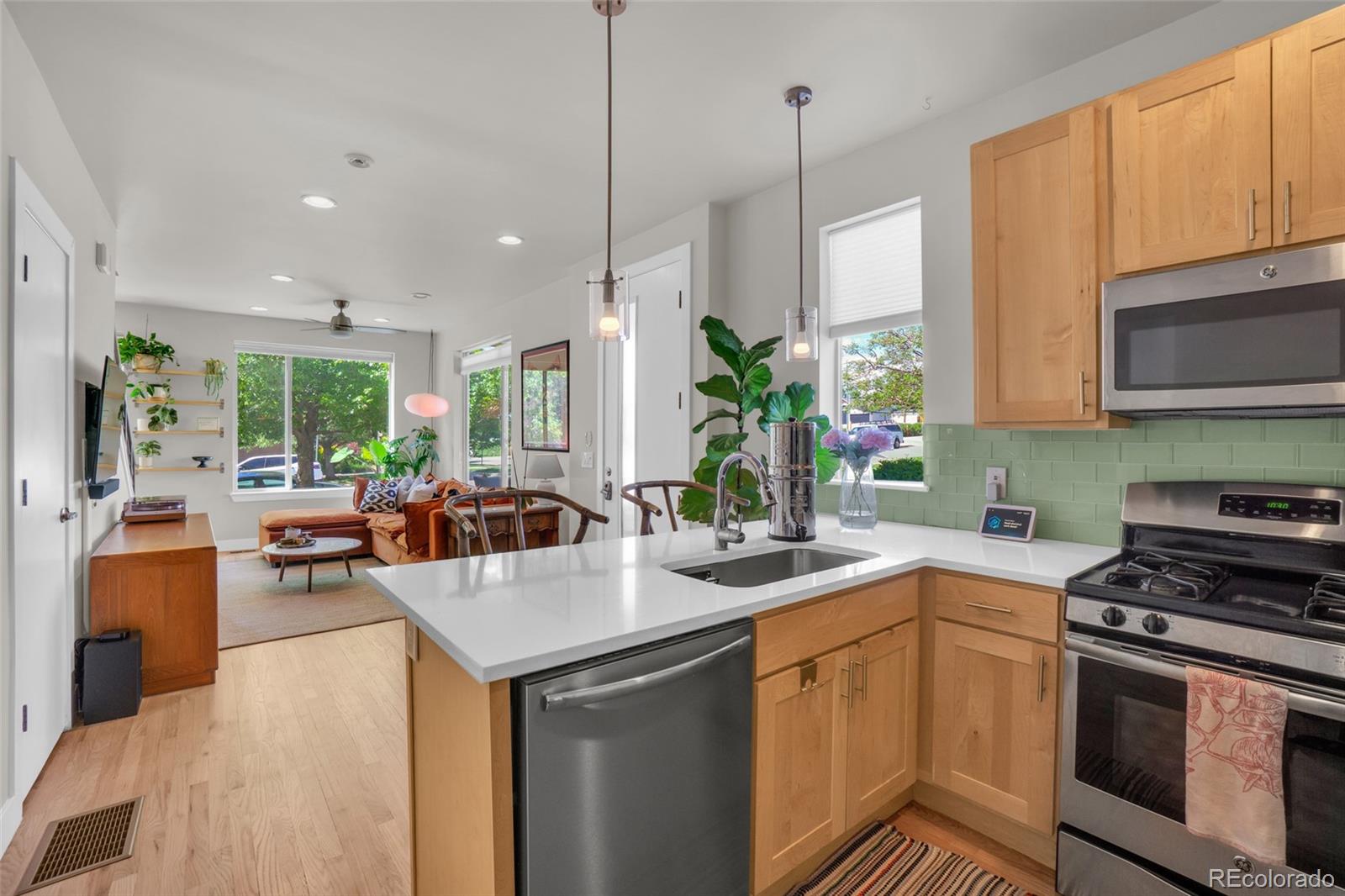 MLS Image #5 for 2100  decatur street,denver, Colorado