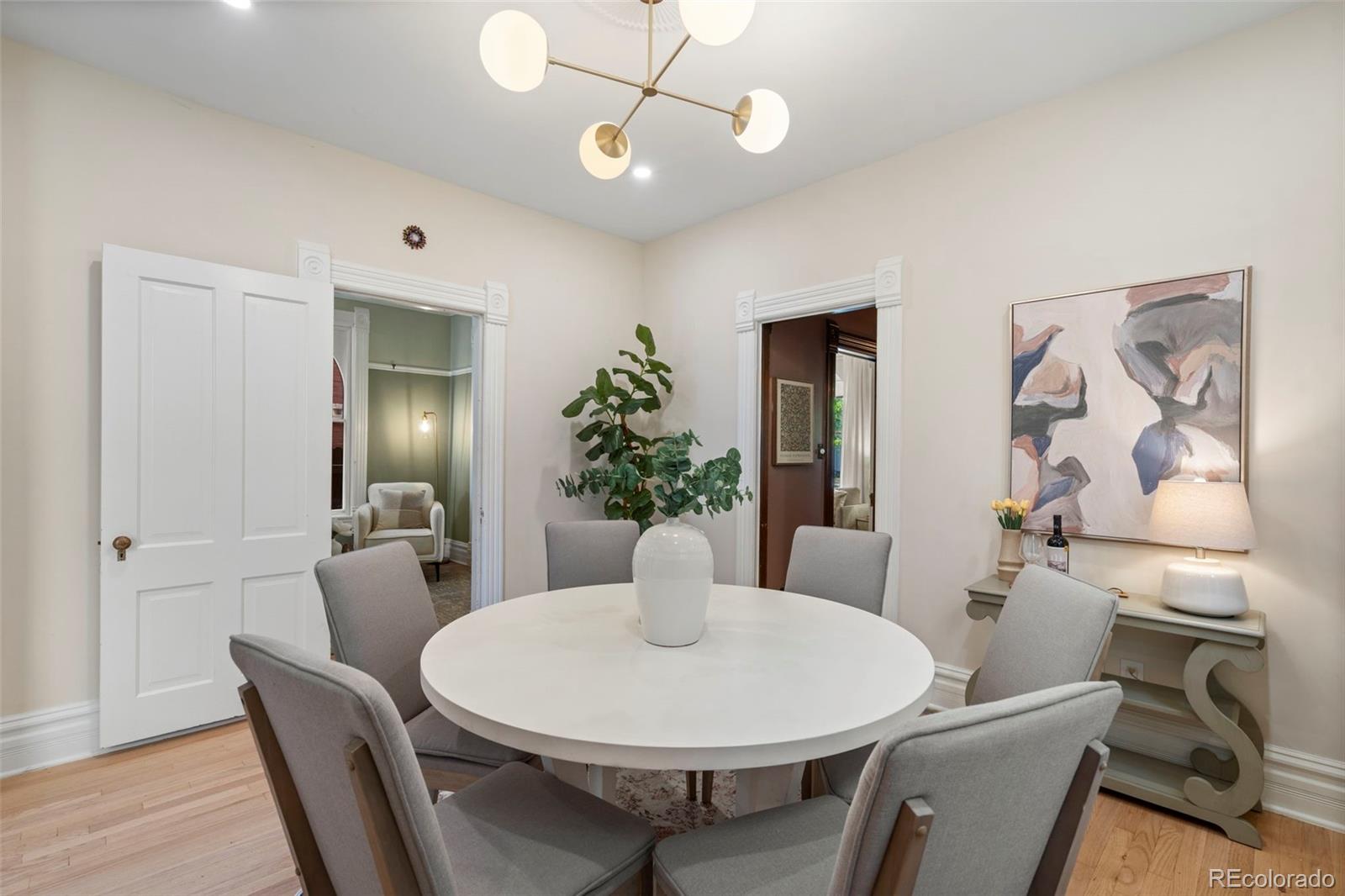MLS Image #13 for 219 w 1st avenue,denver, Colorado
