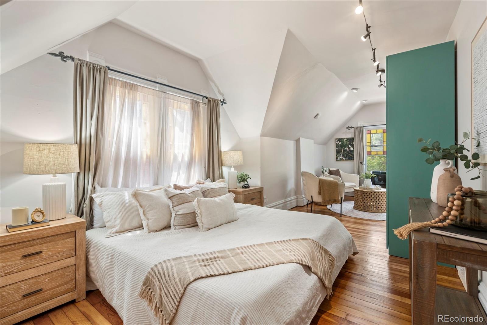 MLS Image #23 for 219 w 1st avenue,denver, Colorado